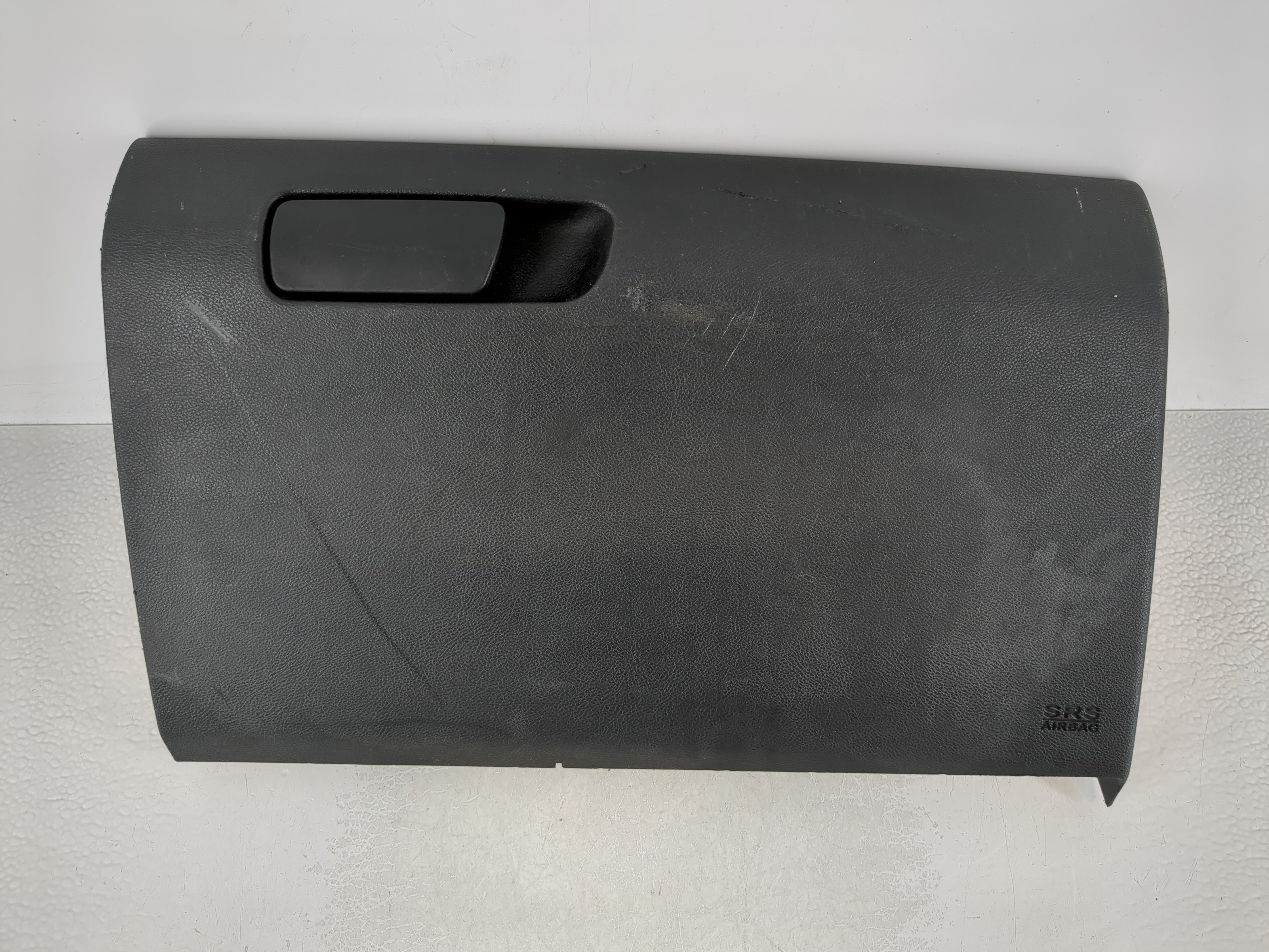 2013 Dodge Dart Passenger Glove Box Door Storage Compartment 1093956 - Oemusedautoparts1.com