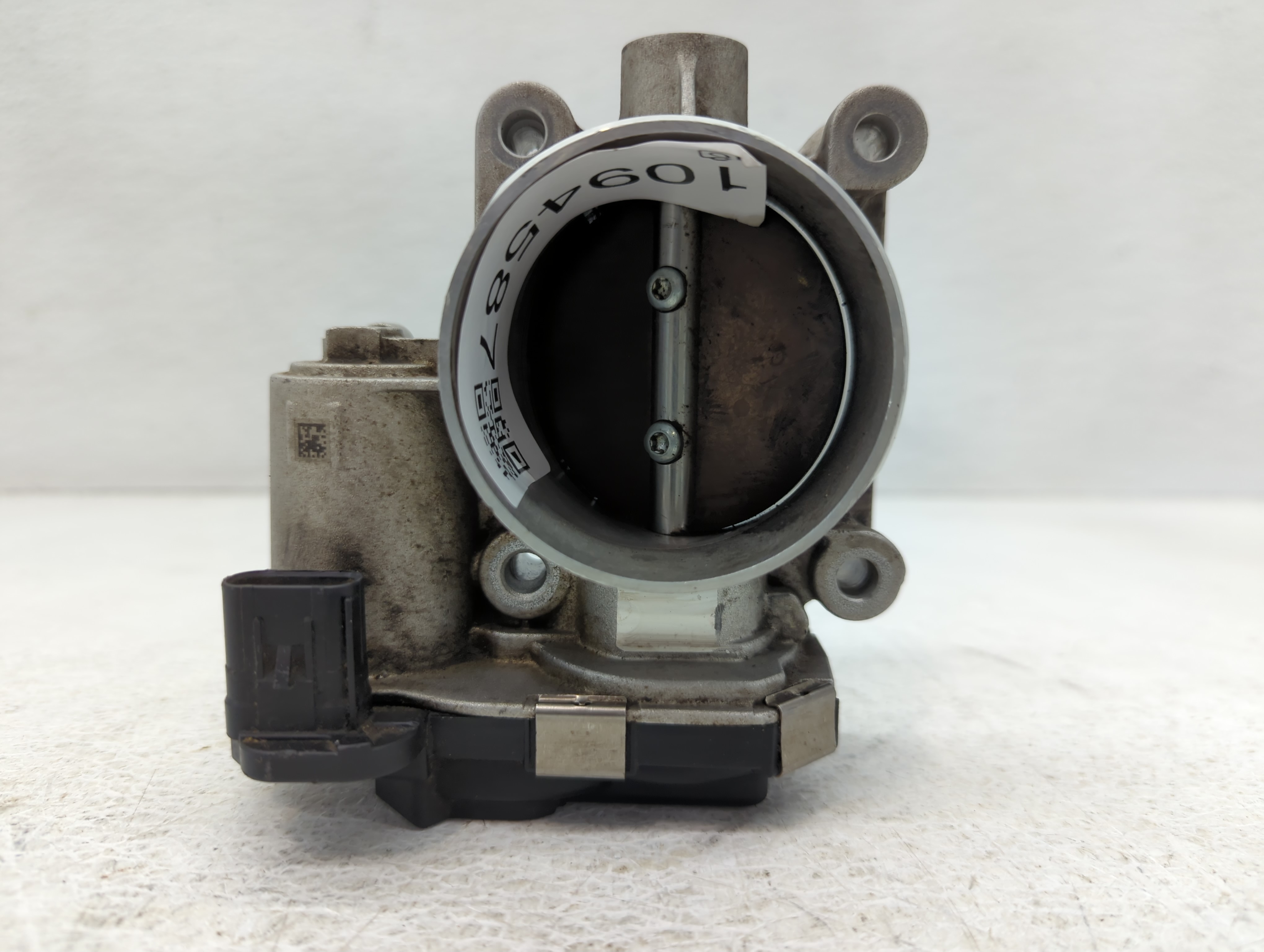 2013-2015 Chevrolet Malibu Throttle Body 1094587 - Oemusedautoparts1.com