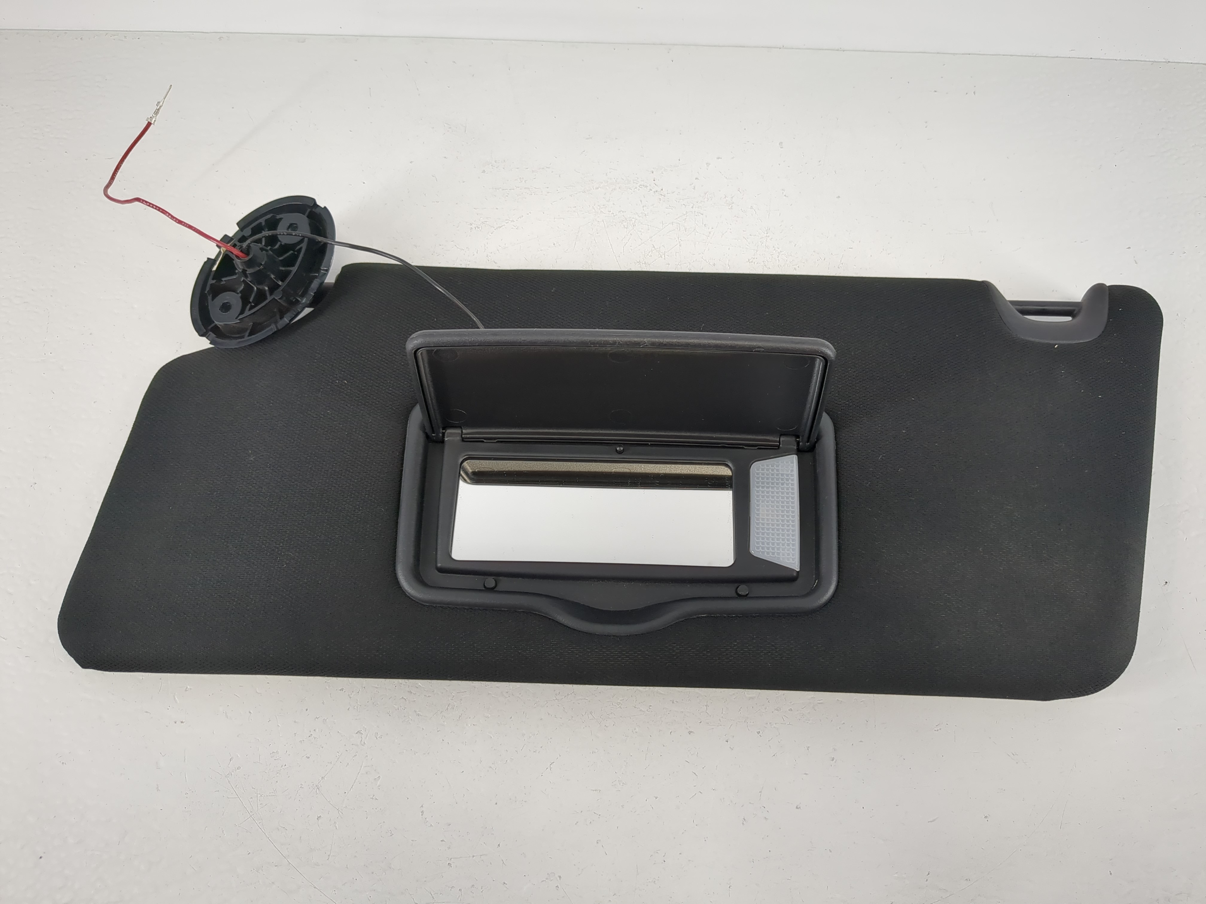 Picture of 2016 Ford Explorer Driver Sun Visor Mirror Left Sunvisor Black 1094599