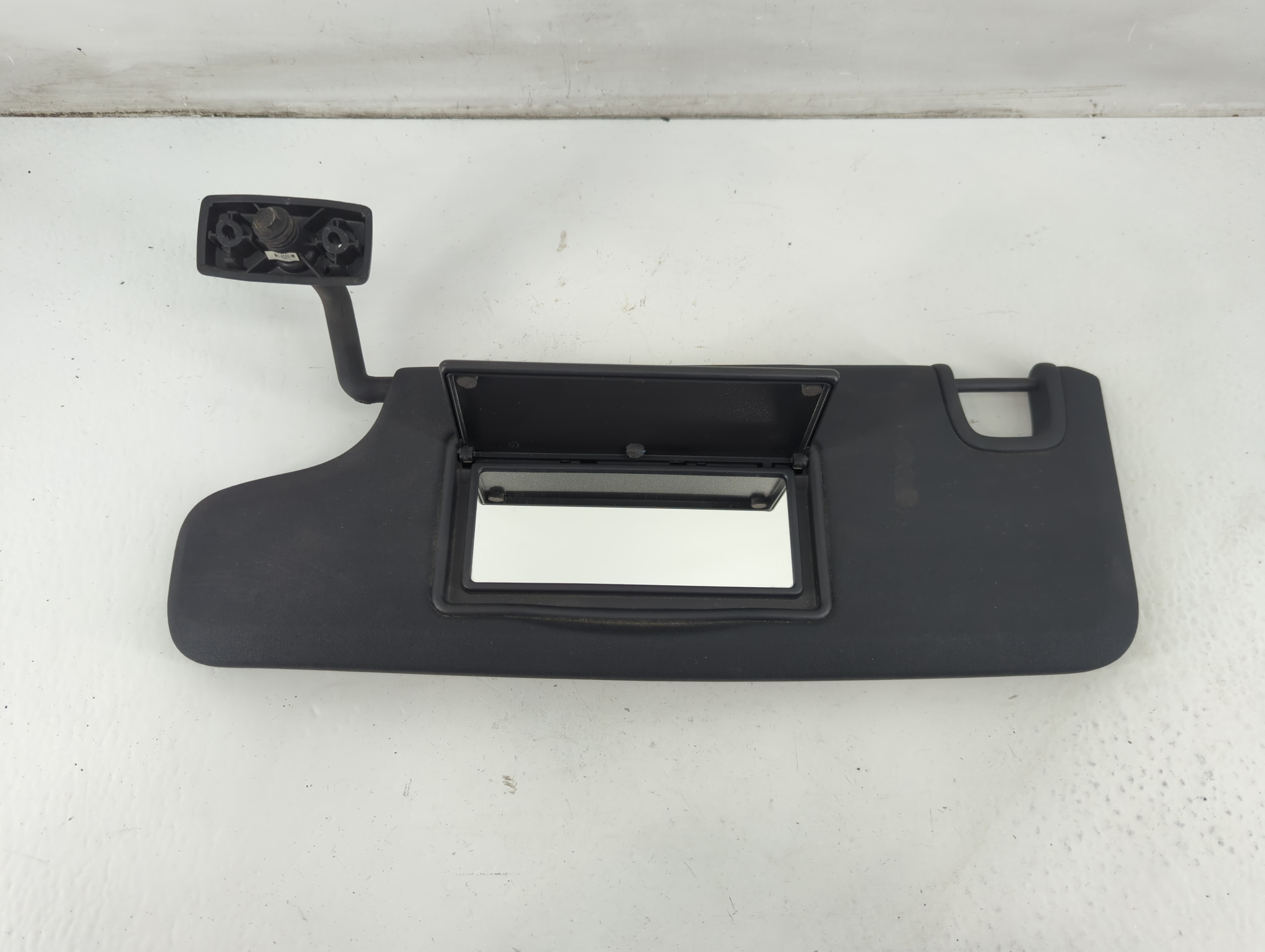 2011-2018 Jeep Wrangler Driver Sun Visor Mirror Left Sunvisor Black 1094633 - Oemusedautoparts1.com