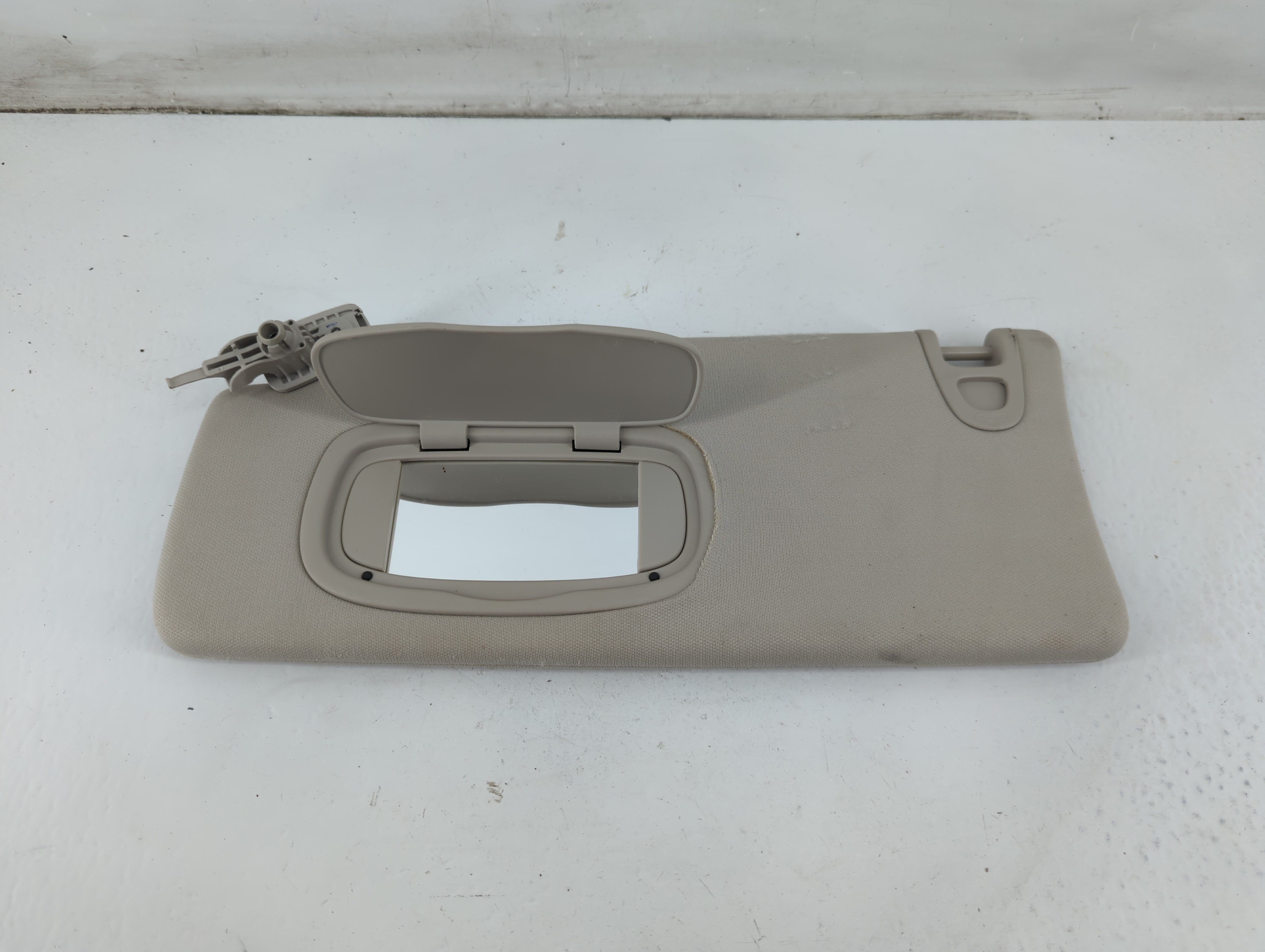 2013-2014 Dodge Dart Driver Sun Visor Mirror Left Sunvisor Light Tan 1094643 - Oemusedautoparts1.com