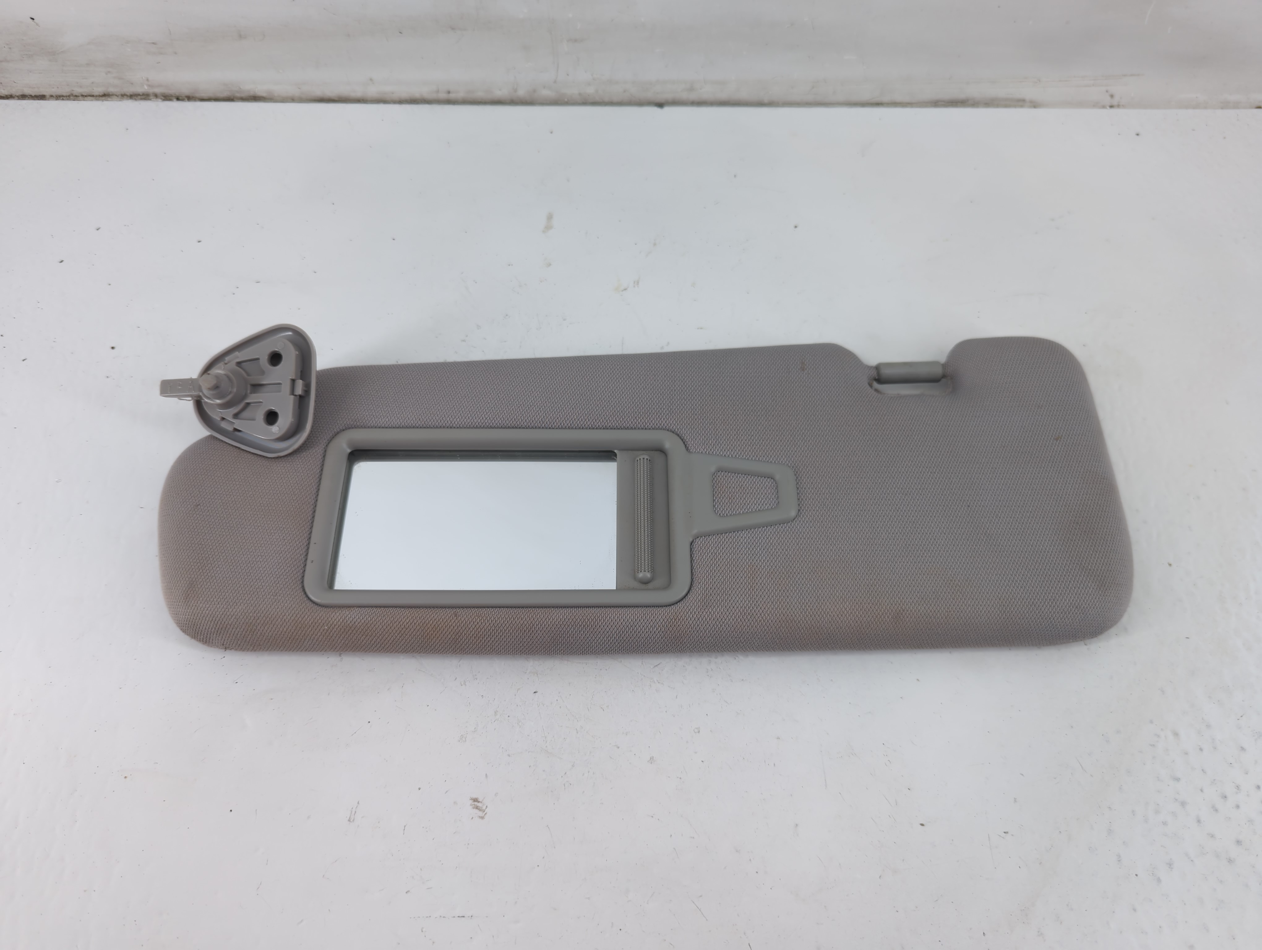 2011-2015 Hyundai Sonata Passenger Sun Visor Mirror Right Sunvisor Grey 1094662 - Oemusedautoparts1.com