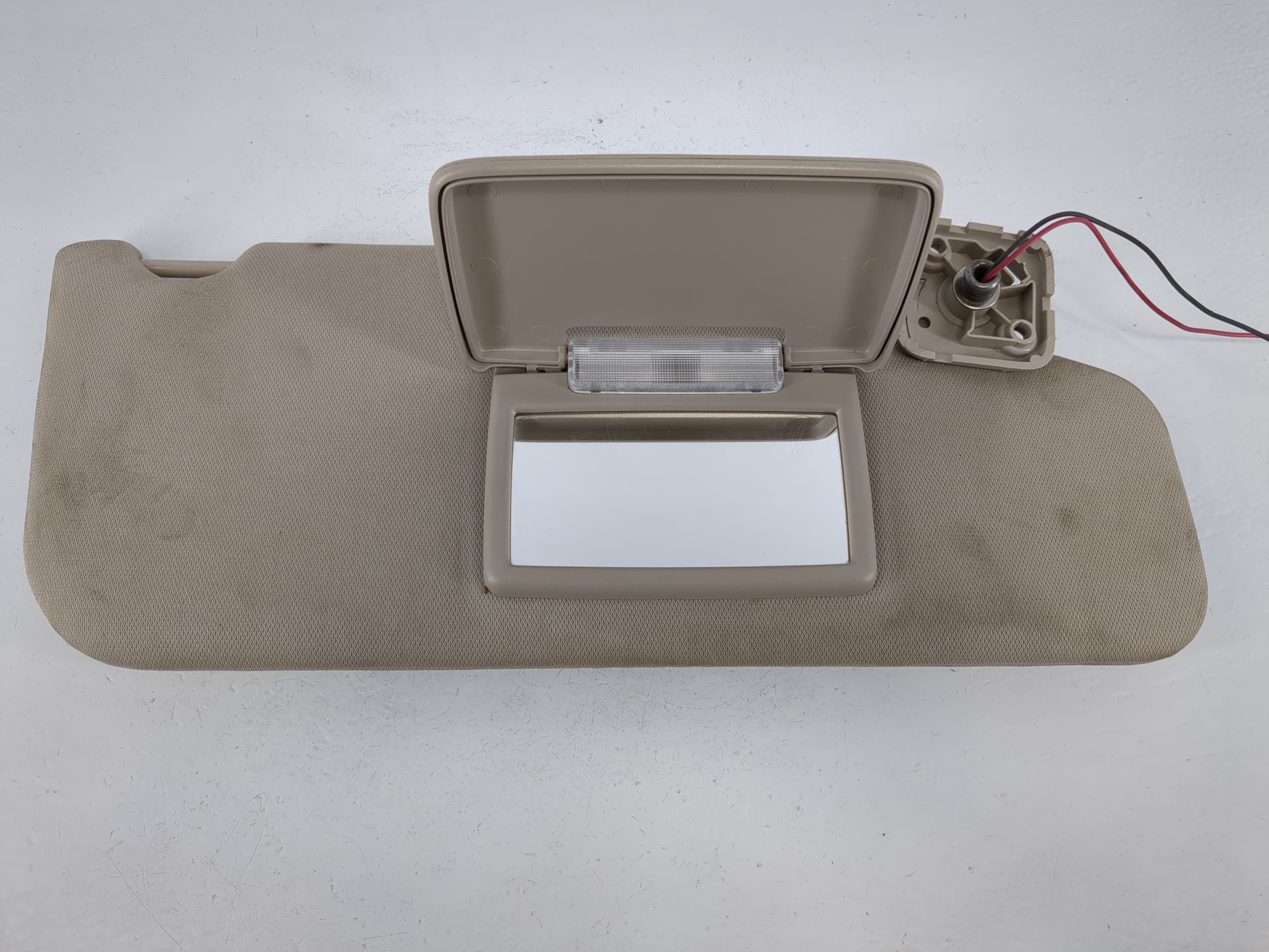 2011-2014 Ford Edge Driver Sun Visor Mirror Left Sunvisor Light Beige 1094674 - Oemusedautoparts1.com