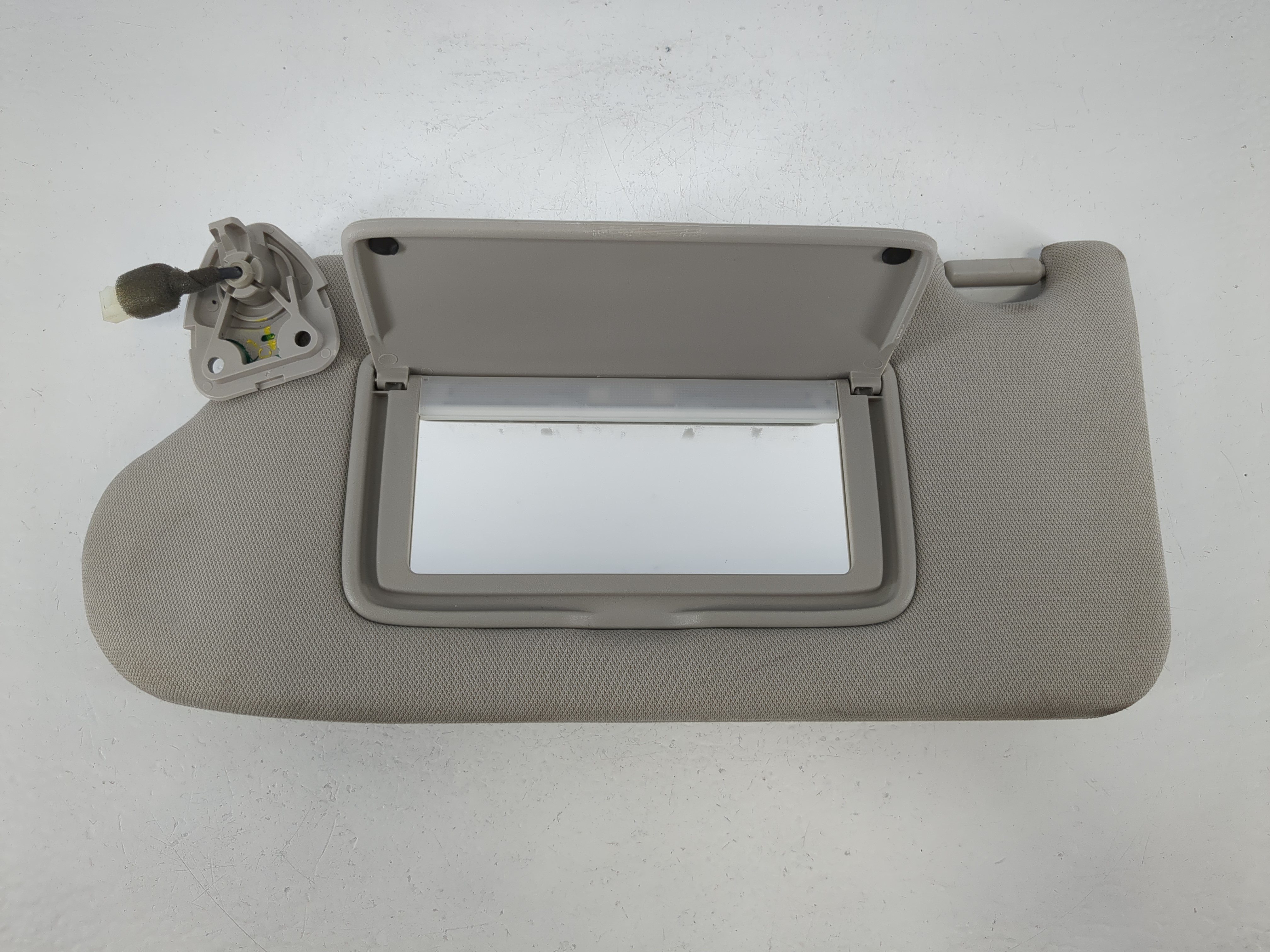 2013-2018 Nissan Altima Driver Sun Visor Mirror Left Sunvisor Grey 1094679 - Oemusedautoparts1.com