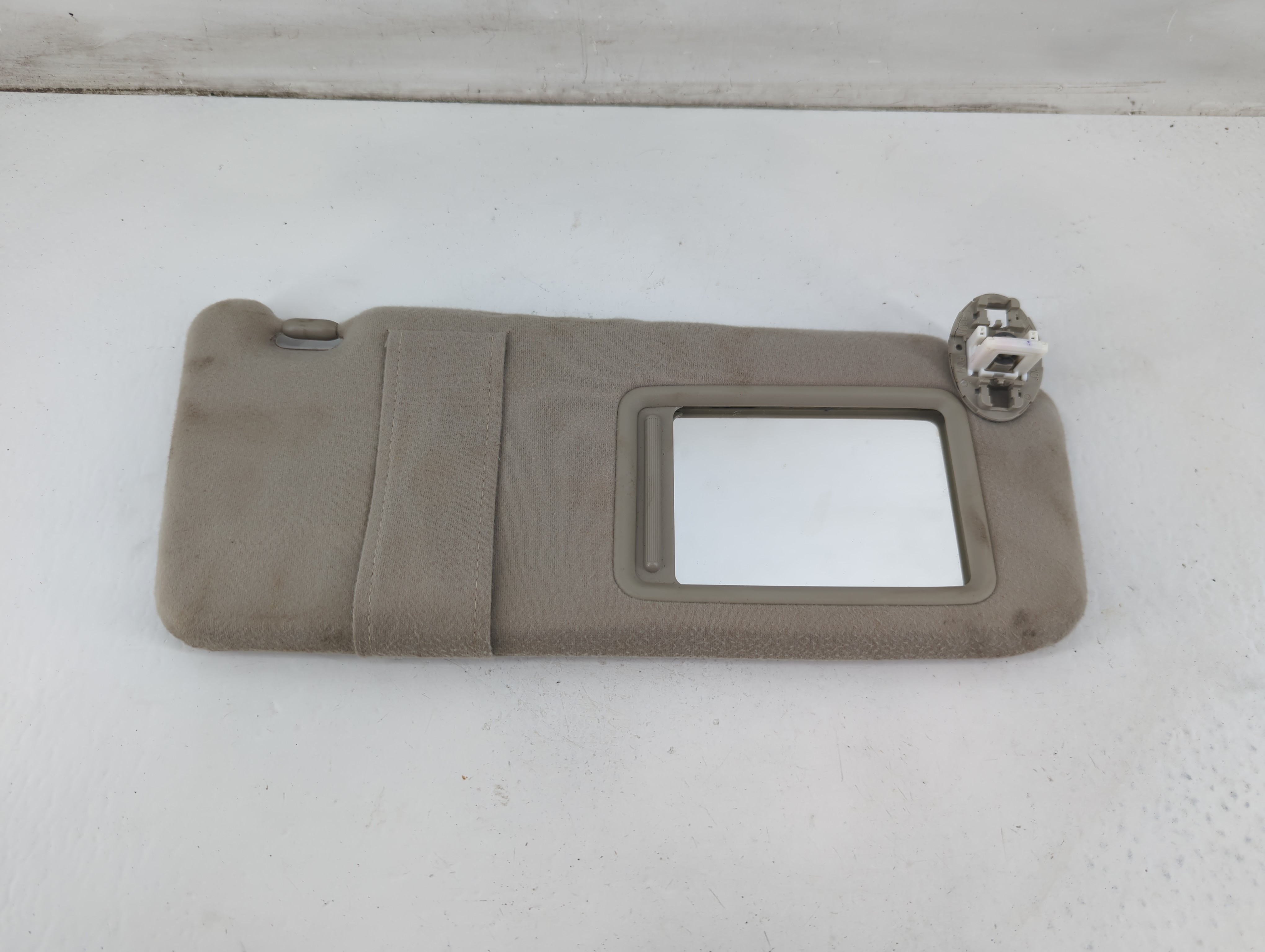 2007-2011 Toyota Camry Passenger Sun Visor Mirror Right Sunvisor Beige 1094688 - Oemusedautoparts1.com
