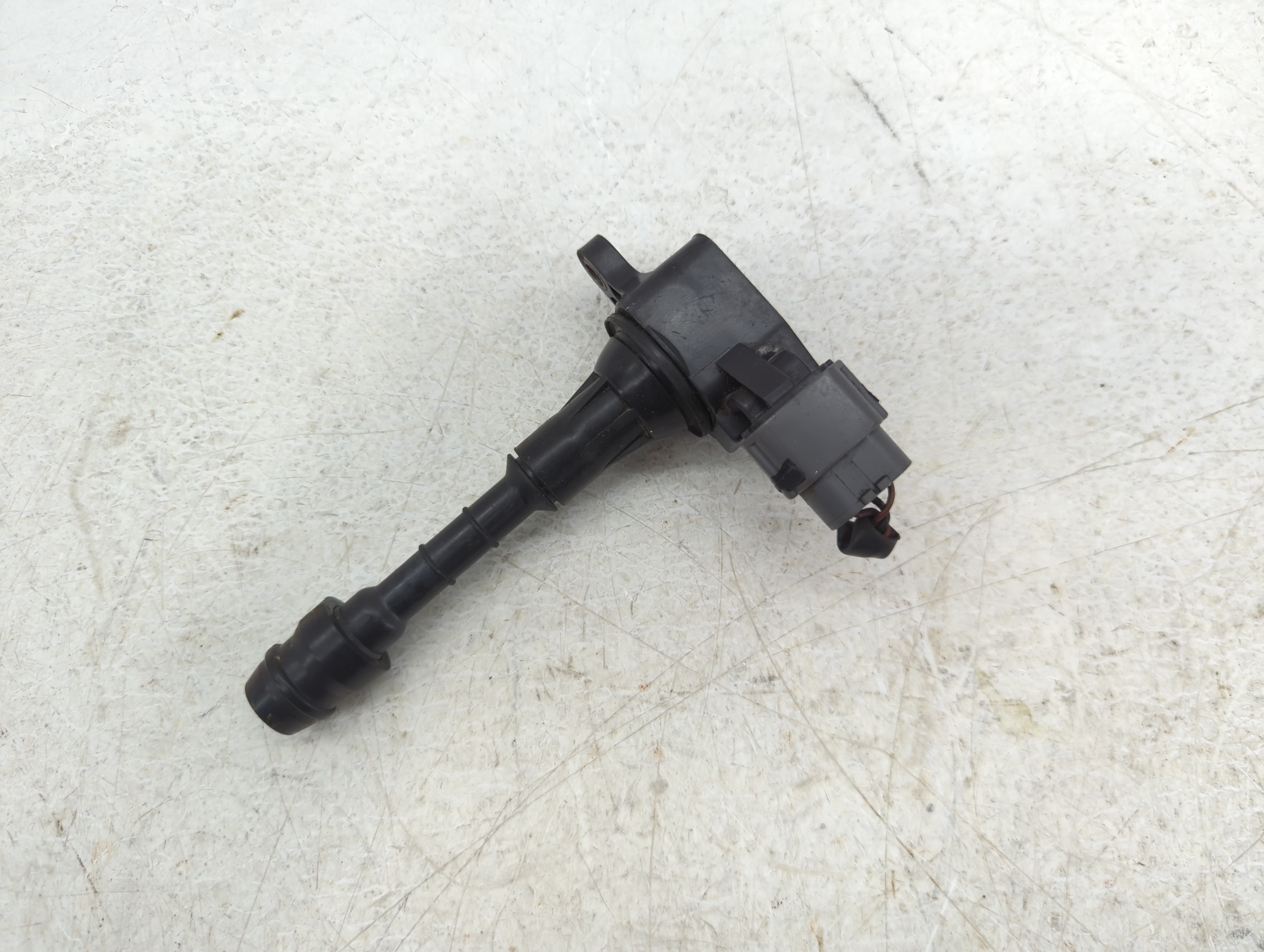 2009-2010 Infiniti M35 Ignition Coil Igniter Pack 1094748 - Oemusedautoparts1.com