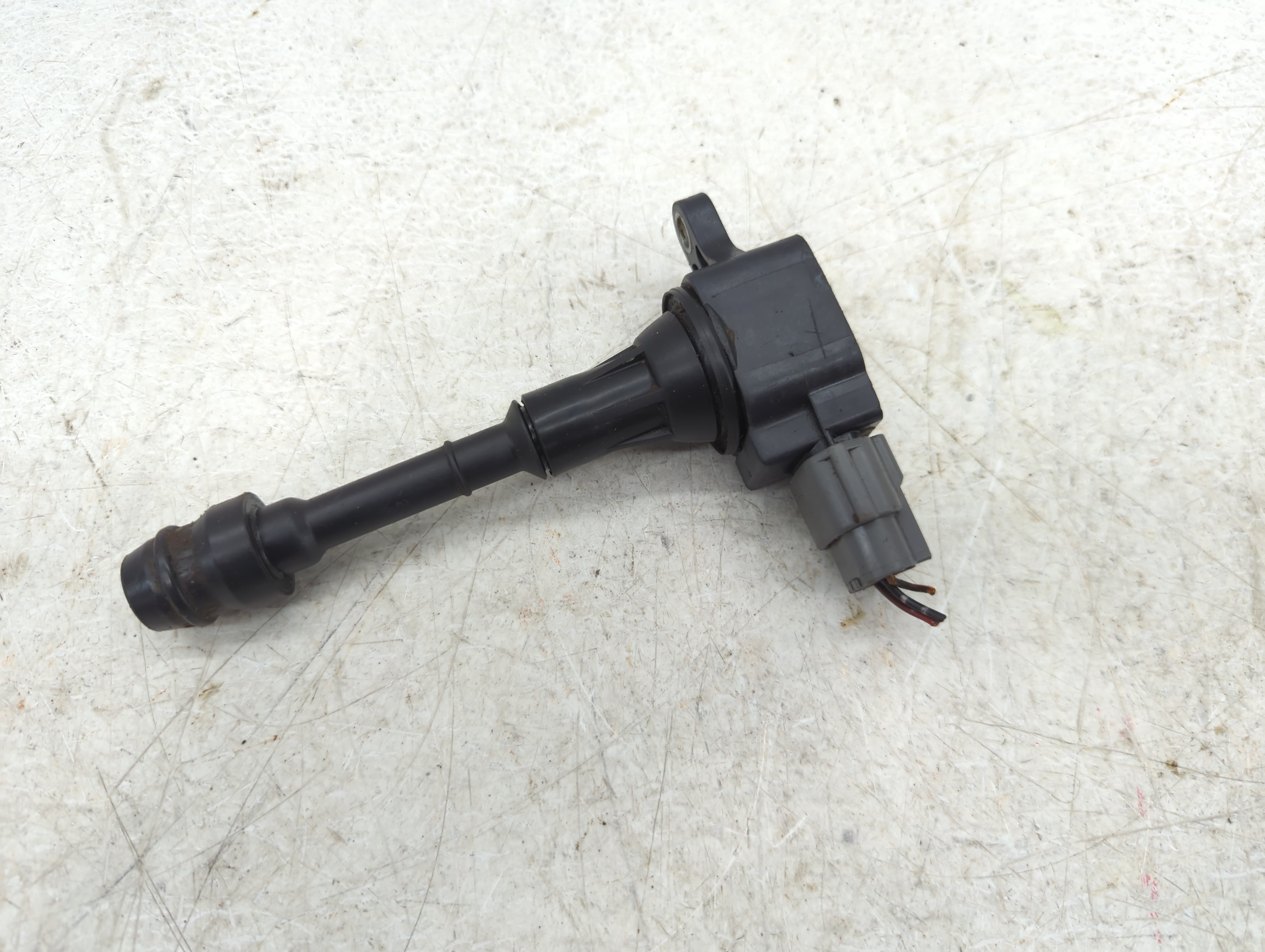 2002-2002 Nissan Sentra Ignition Coil Igniter Pack 1094756 - Oemusedautoparts1.com