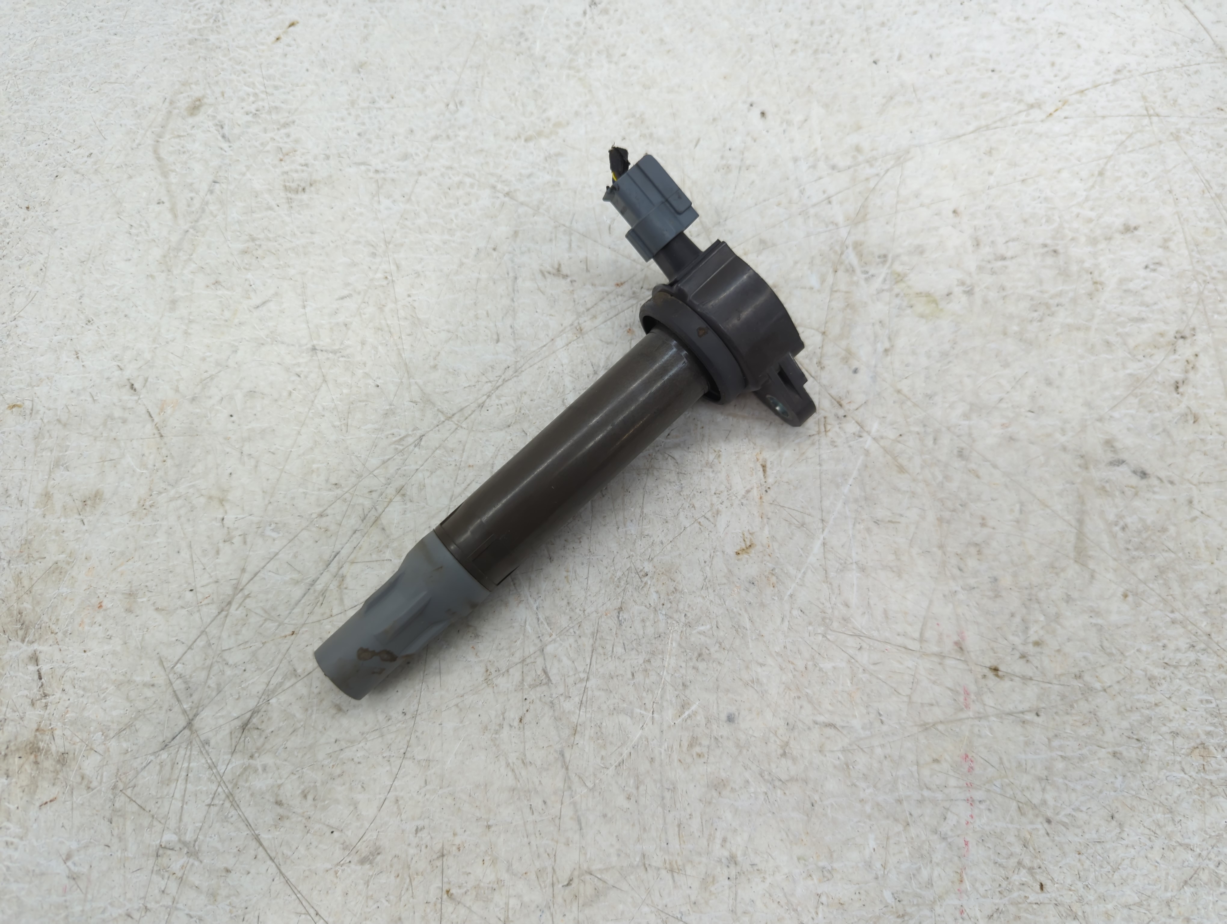 2011-2016 Chrysler Town & Country Ignition Coil Igniter Pack 1094789 - Oemusedautoparts1.com