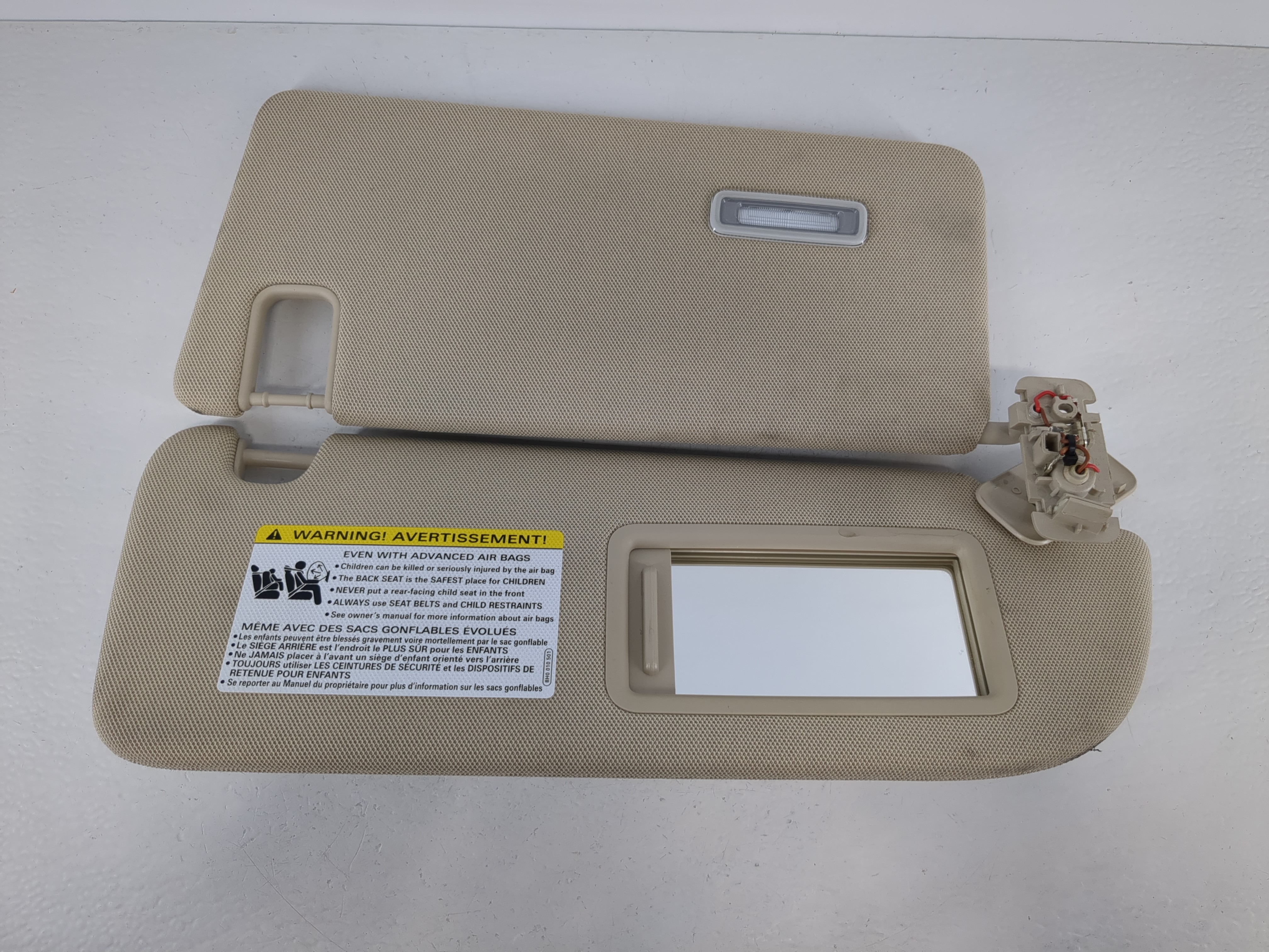 Picture of 2017-2020 Audi Q7 Driver Sun Visor Mirror Left Sunvisor Light Beige 1094814