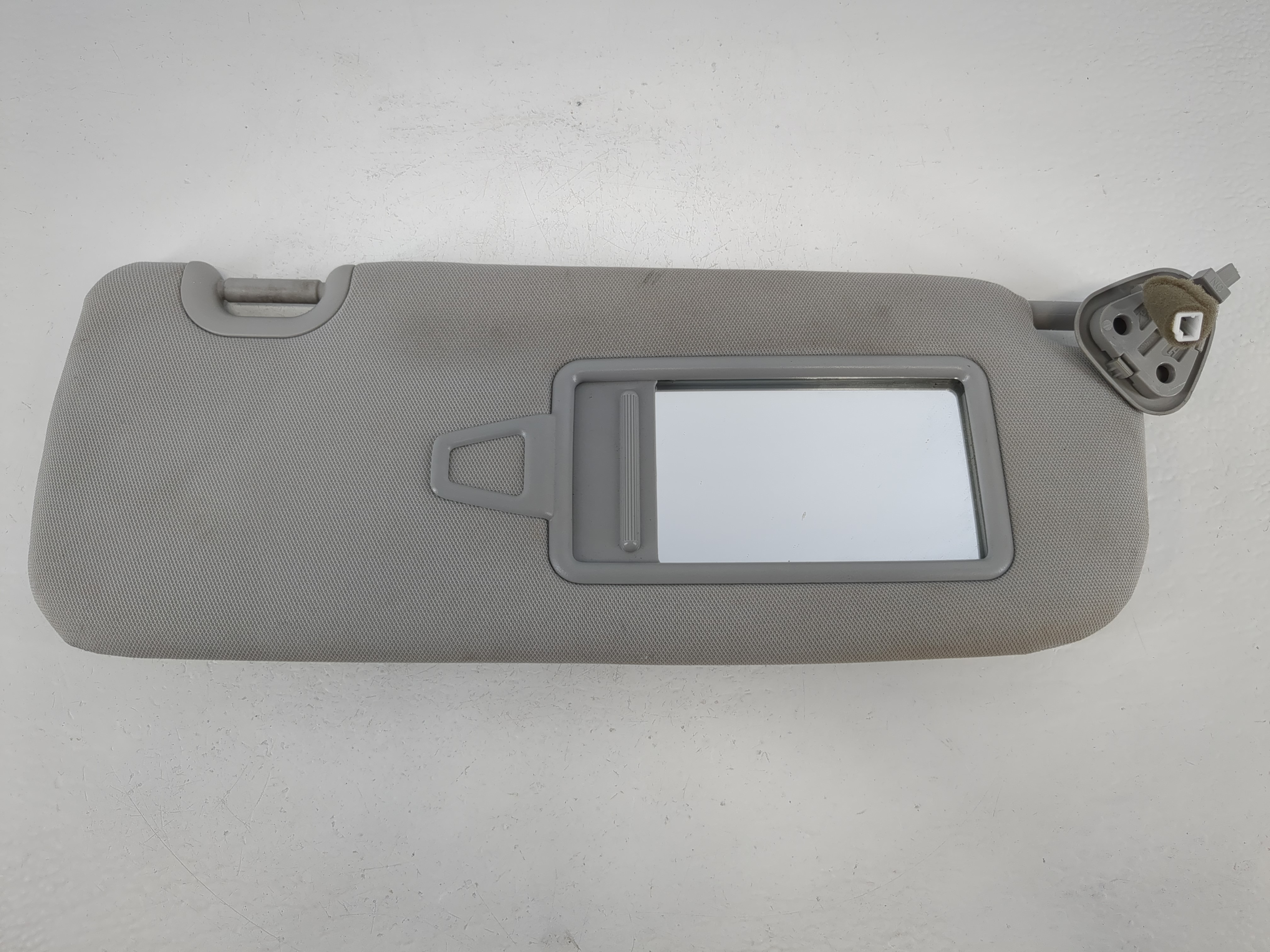 2013-2019 Hyundai Santa Fe Passenger Sun Visor Mirror Right Sunvisor 1094825 - Oemusedautoparts1.com