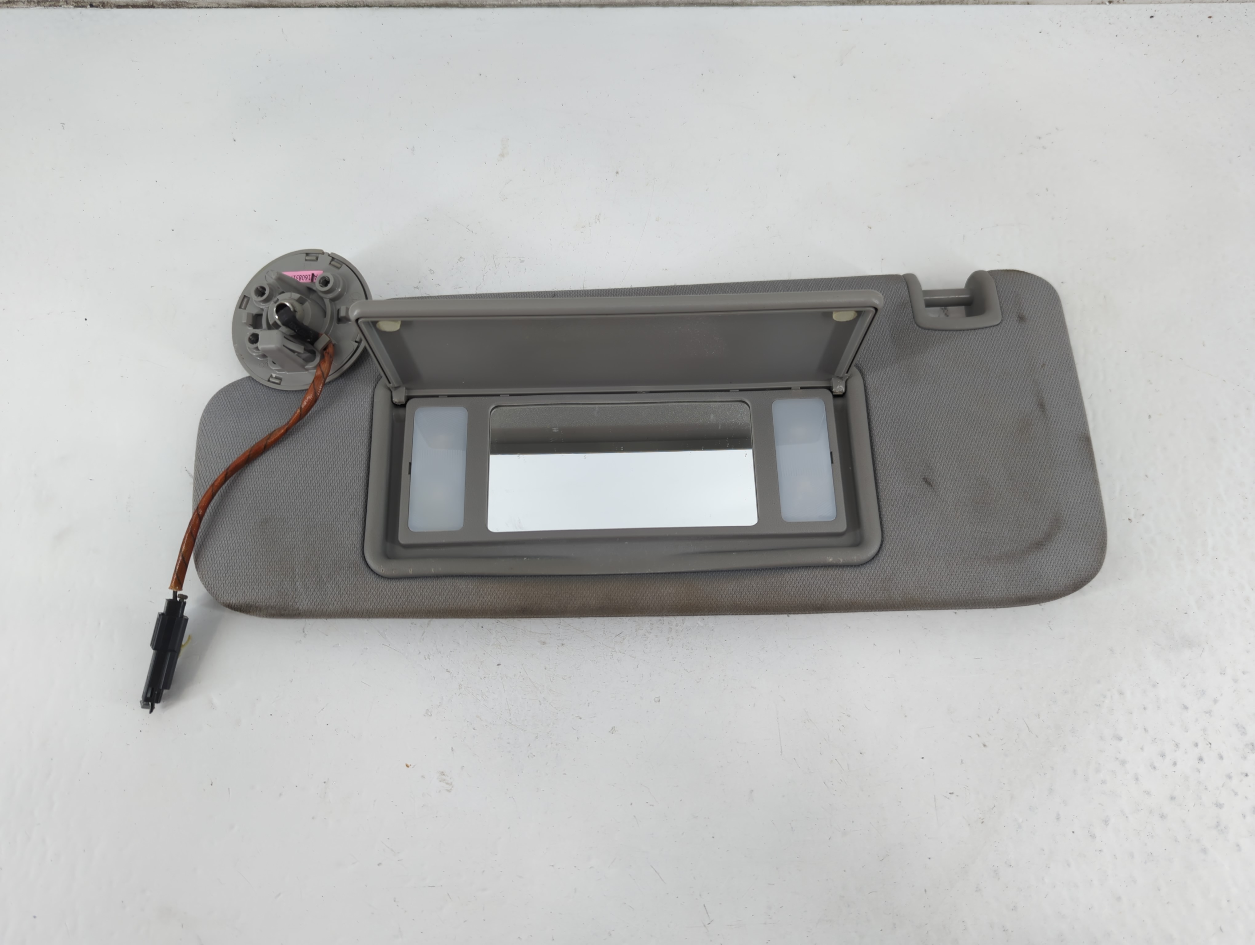 2016-2020 Kia Optima Driver Sun Visor Mirror Left Sunvisor Grey 1094834 - Oemusedautoparts1.com