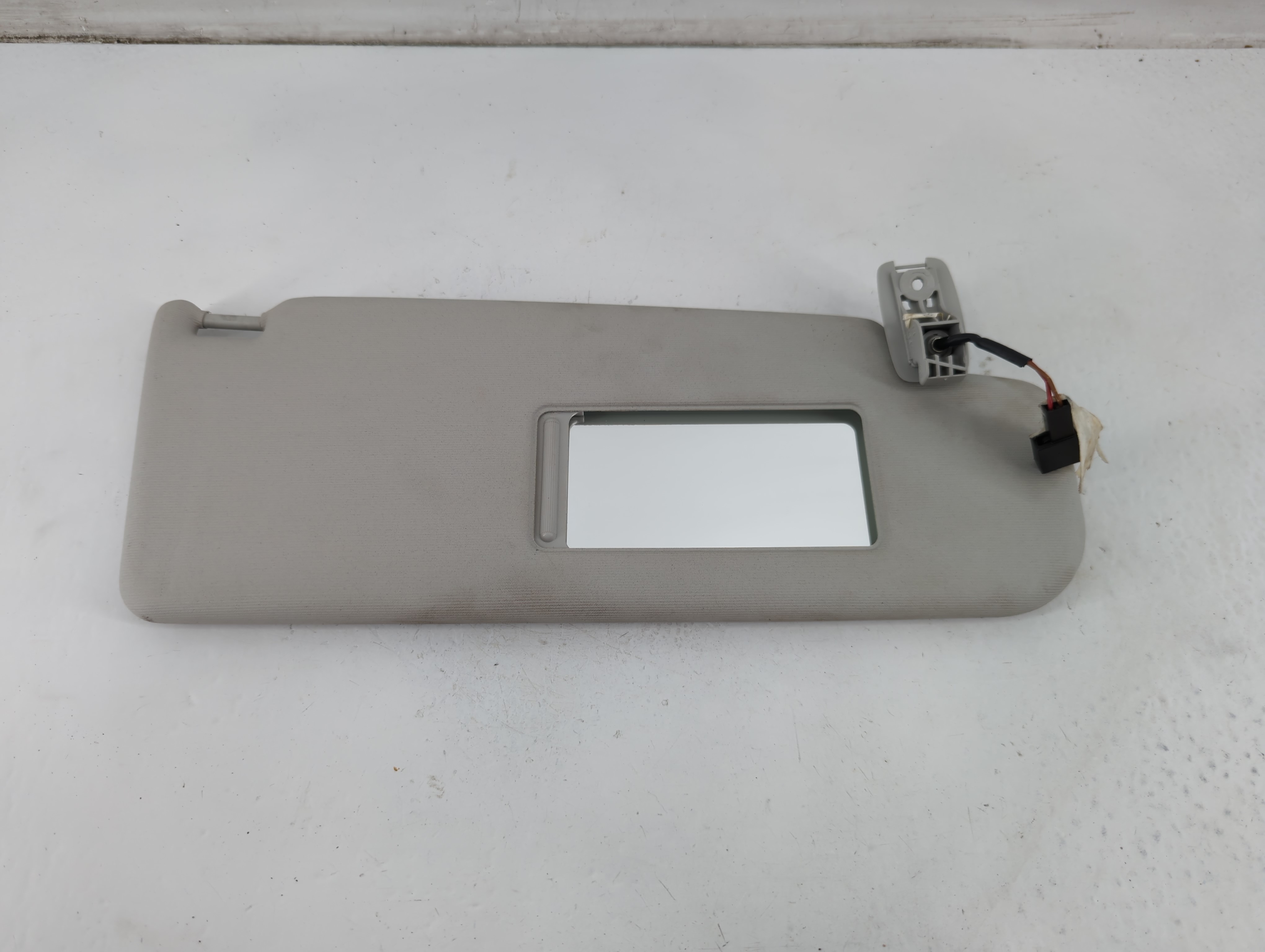 Picture of 2009-2017 Volkswagen Cc Passenger Sun Visor Mirror Right Sunvisor 1094859
