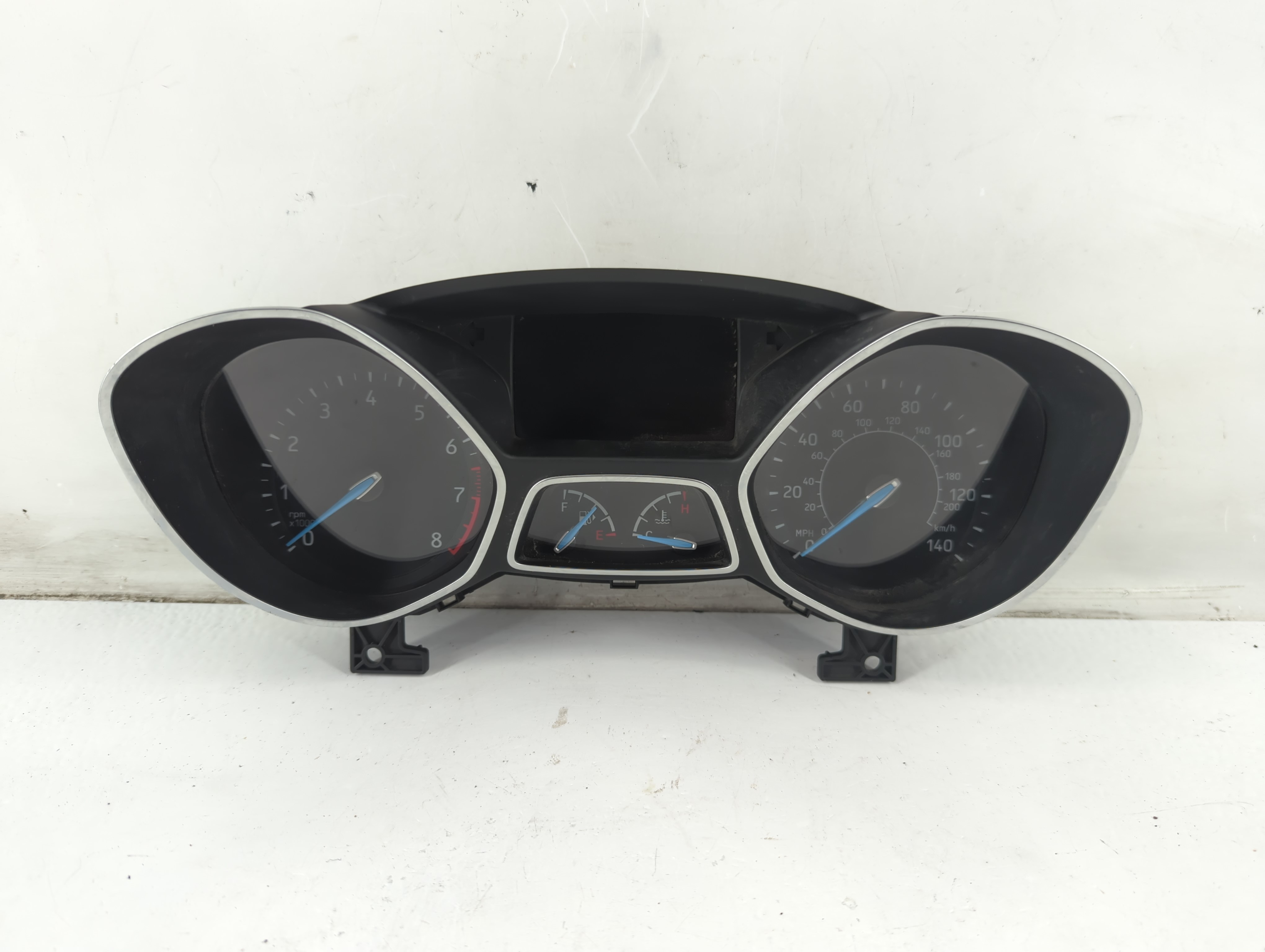 2017-2018 Ford Focus Speedometer Instrument Cluster Gauges 1094869 - Oemusedautoparts1.com
