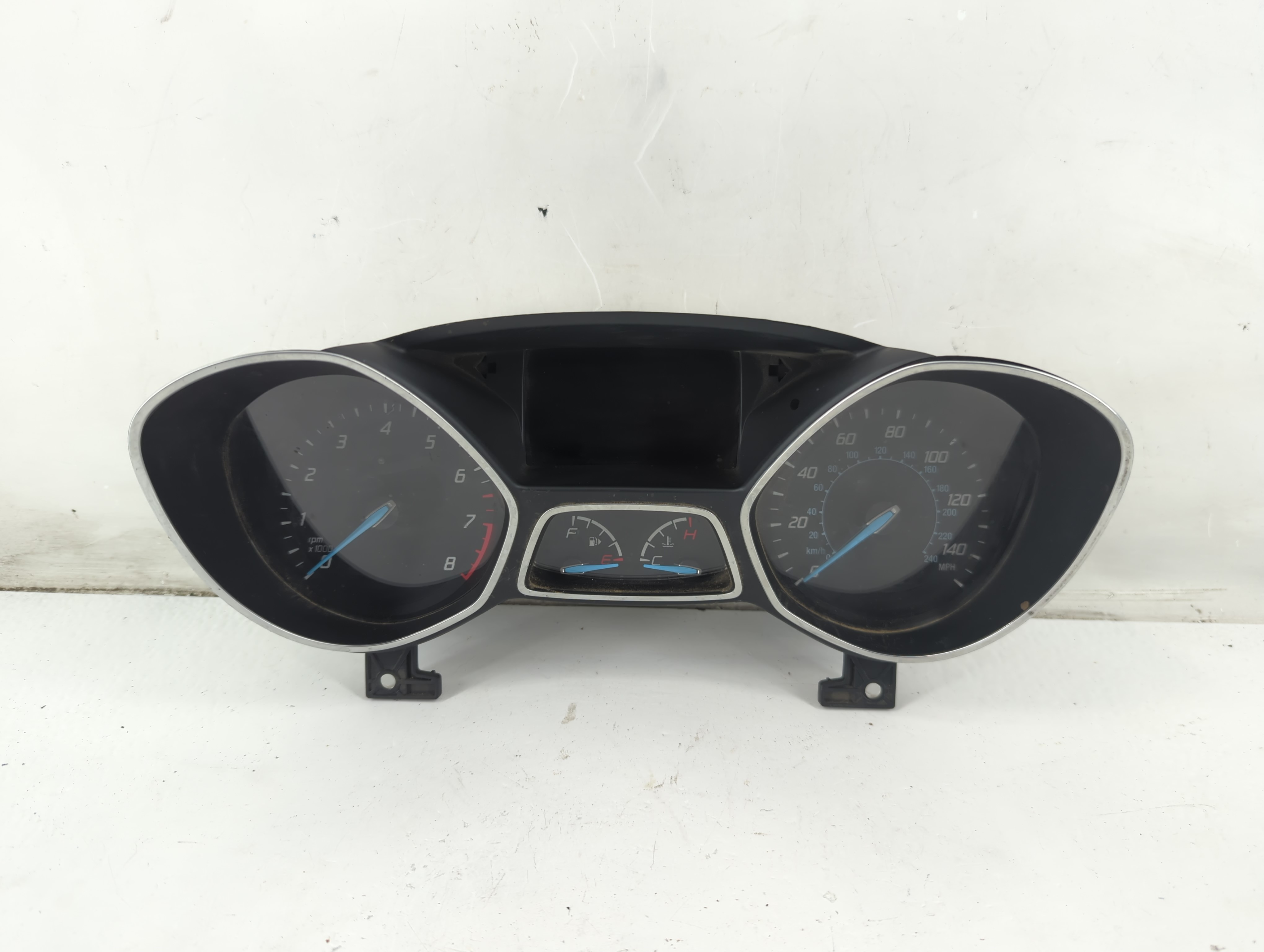 2013-2014 Ford Escape Speedometer Instrument Cluster Gauges Cl8f-10894-b 1094875 - Oemusedautoparts1.com