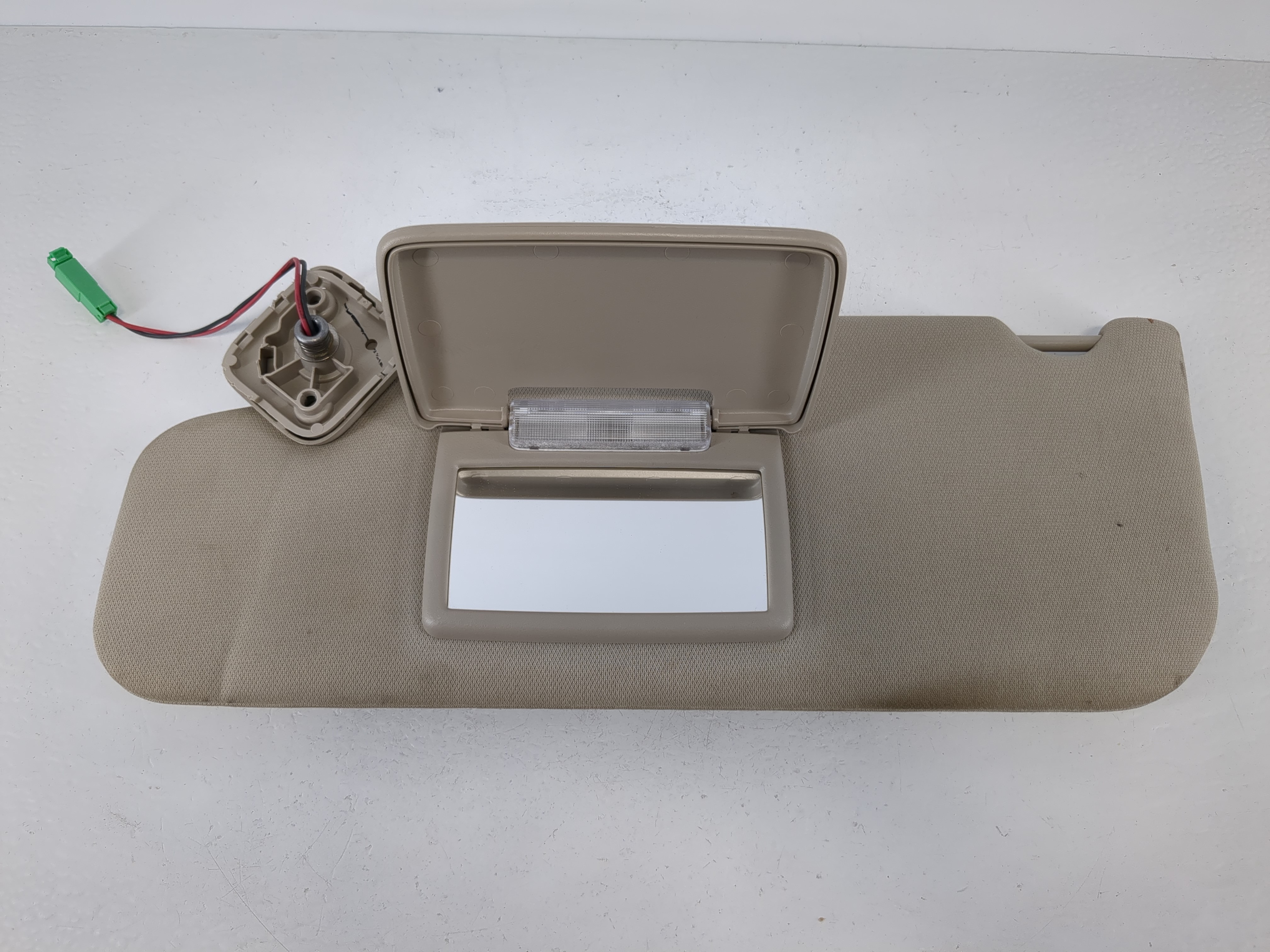 Picture of 2011-2014 Ford Edge Driver Sun Visor Mirror Left Sunvisor Light Beige 1094898