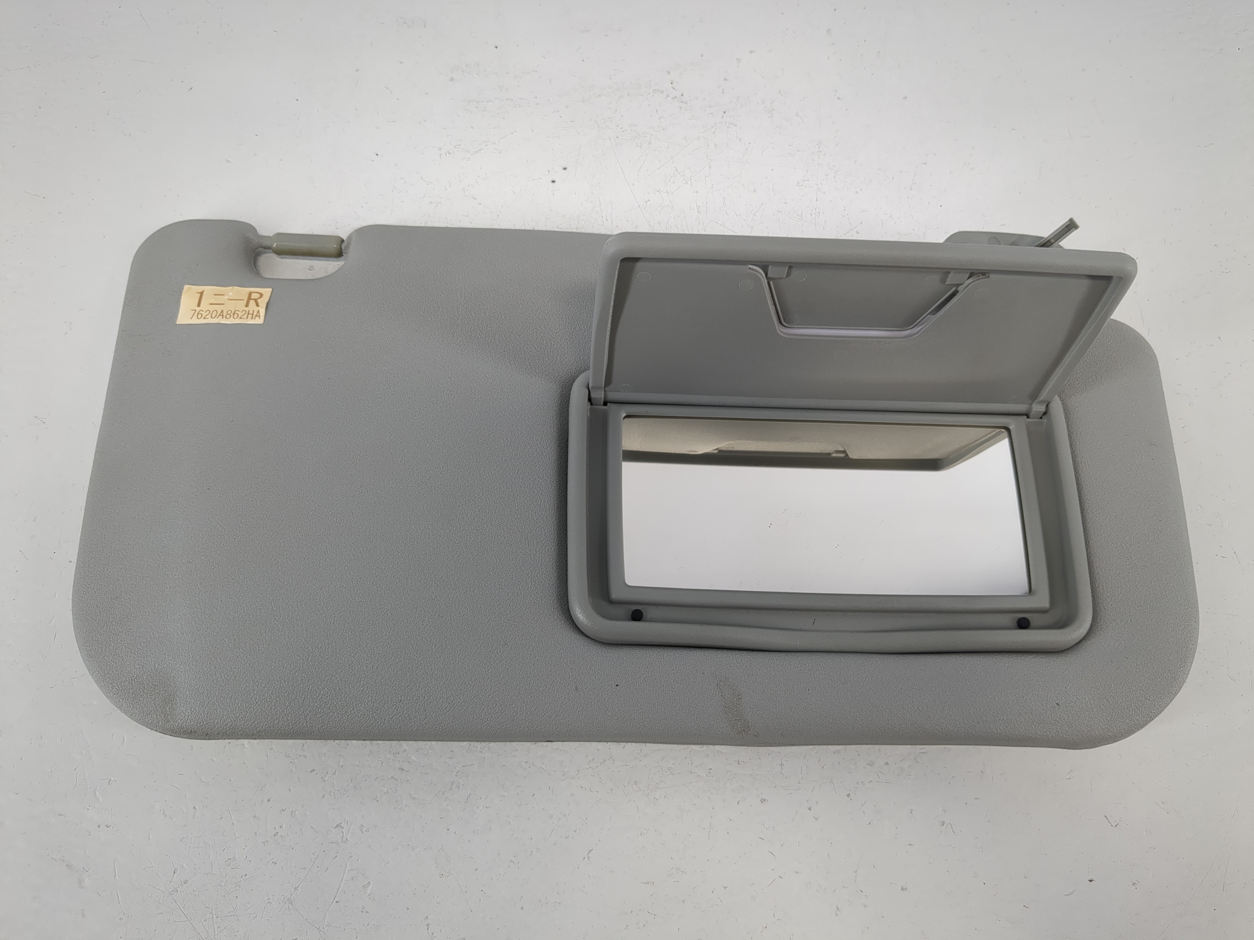 2007-2017 Mitsubishi Lancer Passenger Sun Visor Mirror Right Sunvisor 1094900 - Oemusedautoparts1.com