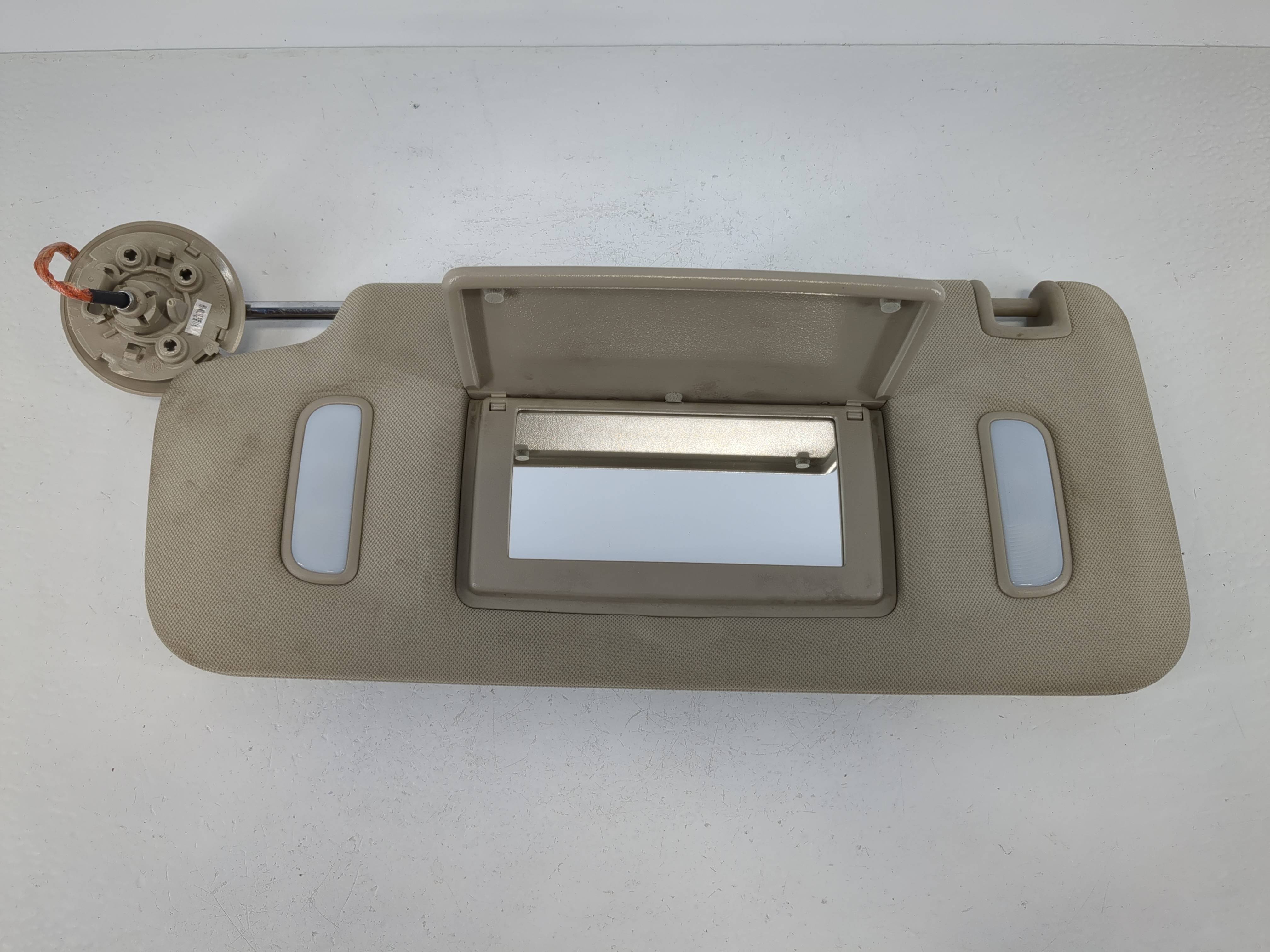 Picture of 2008-2017 Buick Enclave Driver Sun Visor Mirror Left Sunvisor 1094908