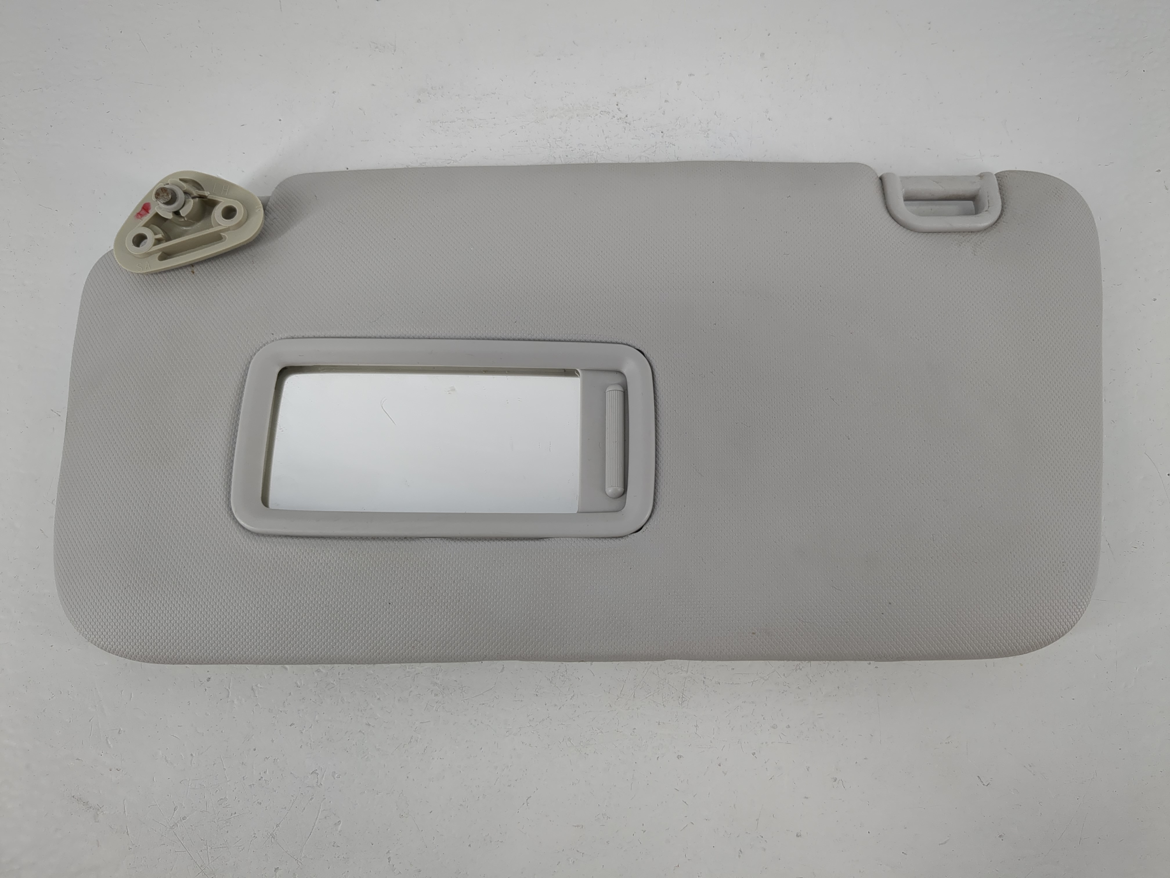 2010 Subaru Forester Driver Sun Visor Mirror Left Sunvisor Pale Grey 1094913 - Oemusedautoparts1.com