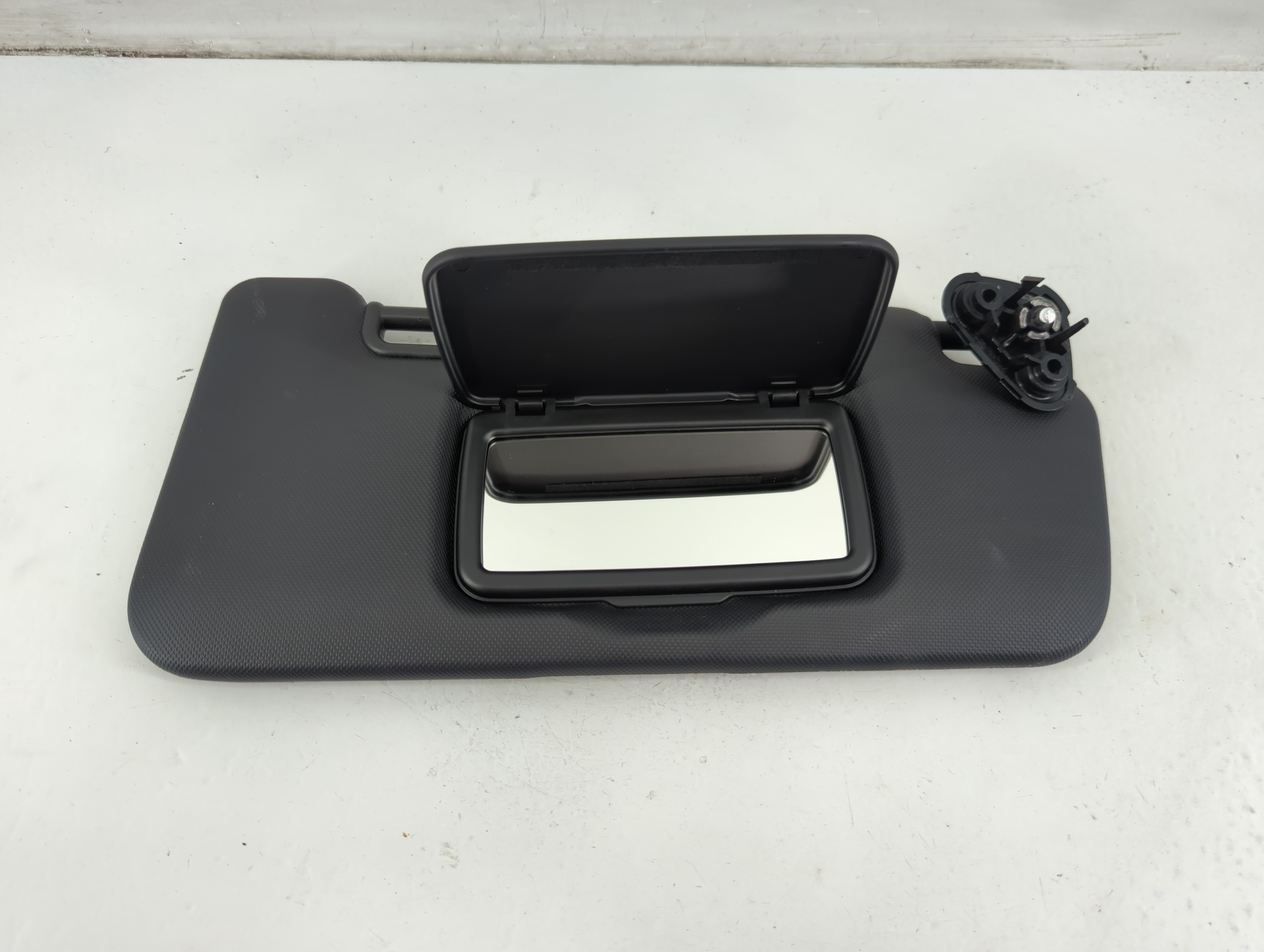 2022-2022 Subaru Wrx Passenger Sun Visor Mirror Right Sunvisor Black 1094926 - Oemusedautoparts1.com