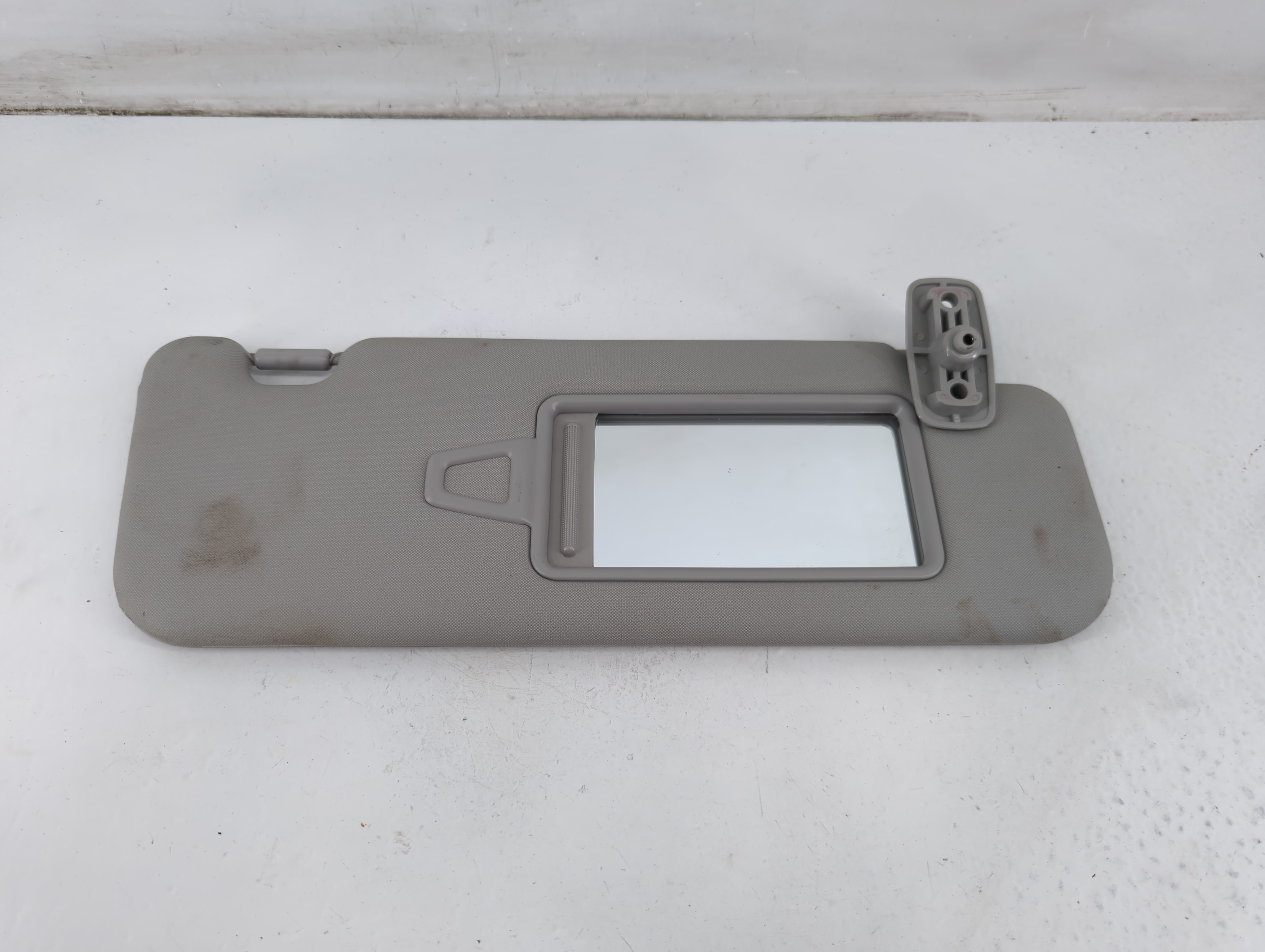 Picture of 2011-2016 Kia Sportage Passenger Sun Visor Mirror Right Sunvisor 1094928