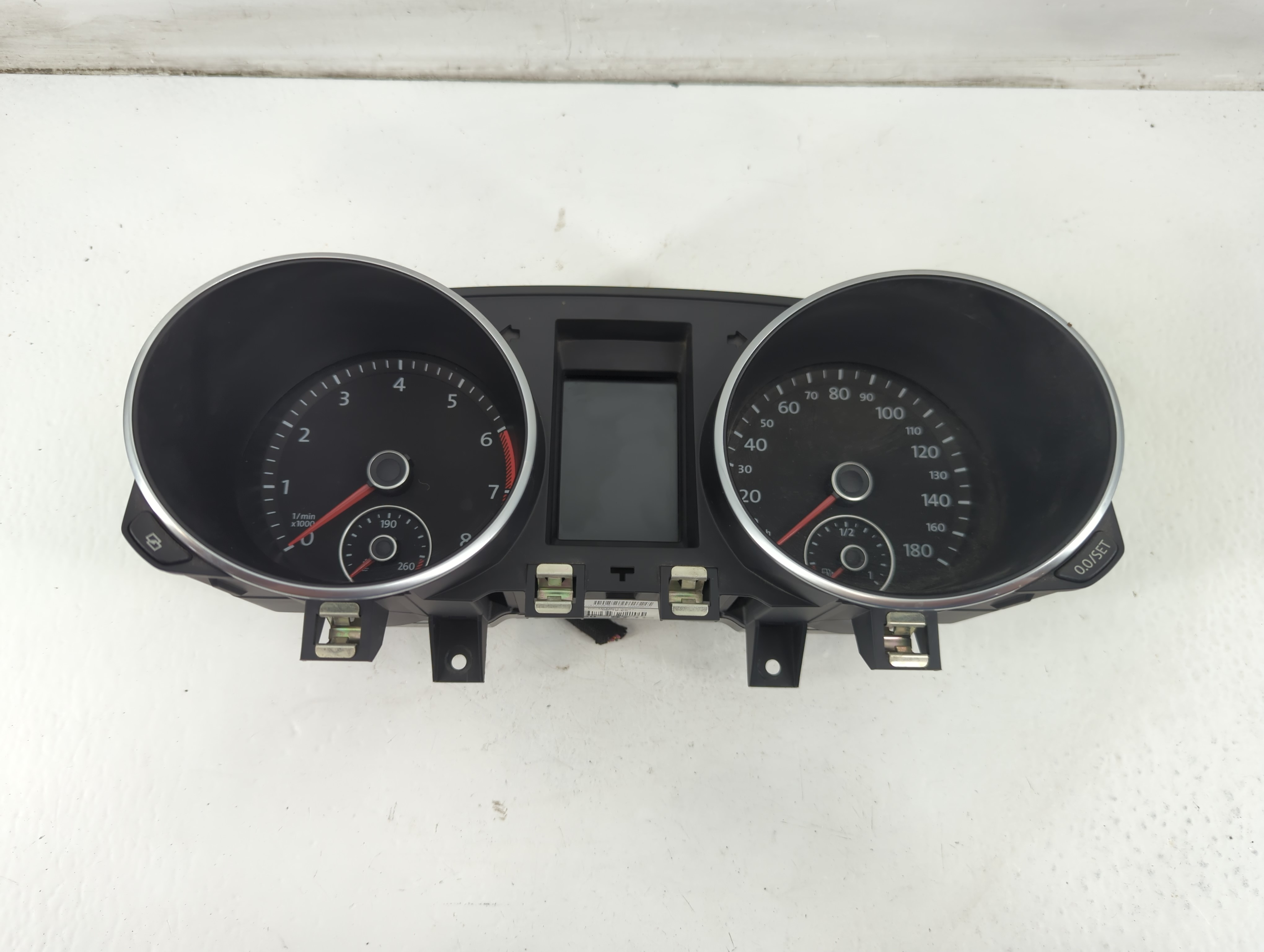 2010-2011 Volkswagen Golf Speedometer Instrument Cluster Gauges 1094950 - Oemusedautoparts1.com