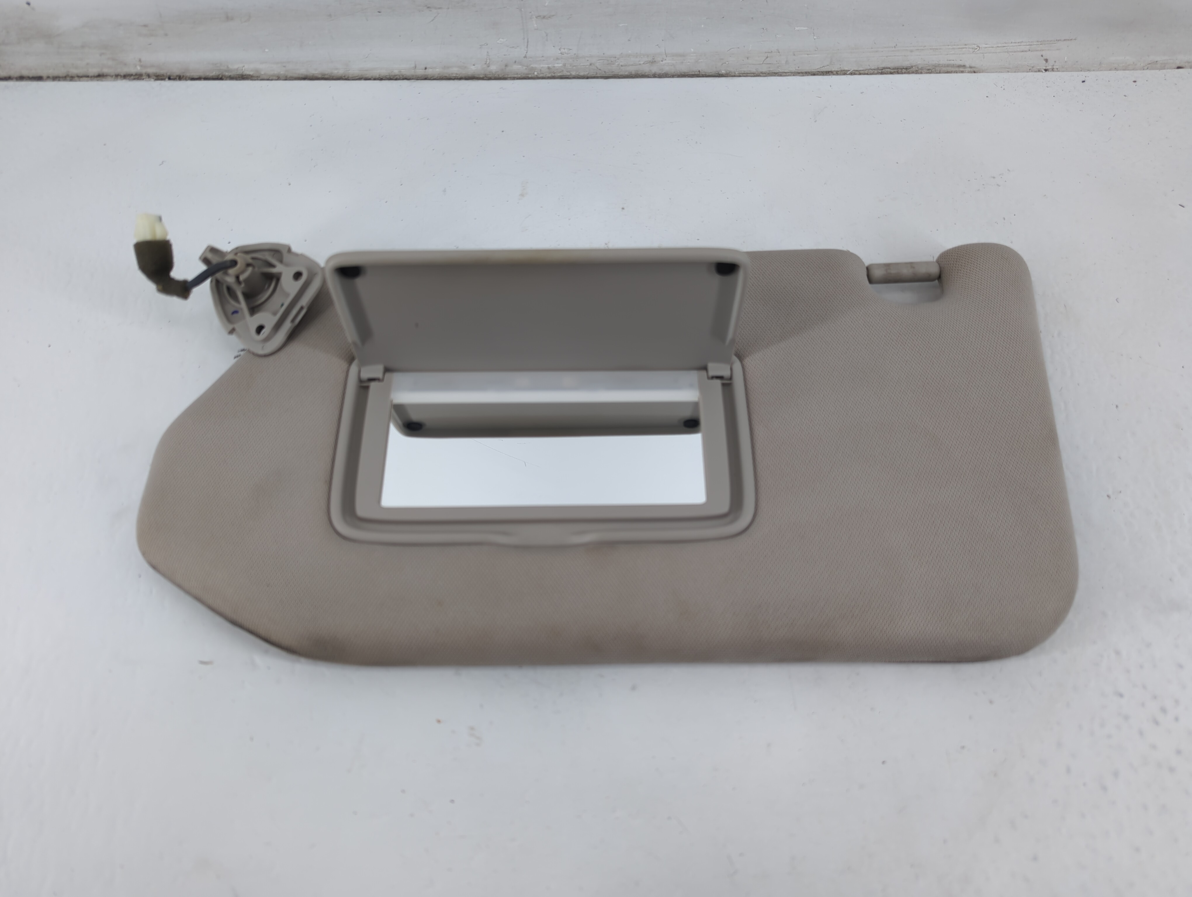 2013-2013 Infiniti Jx35 Driver Sun Visor Mirror Left Sunvisor Beige 1094974 - Oemusedautoparts1.com