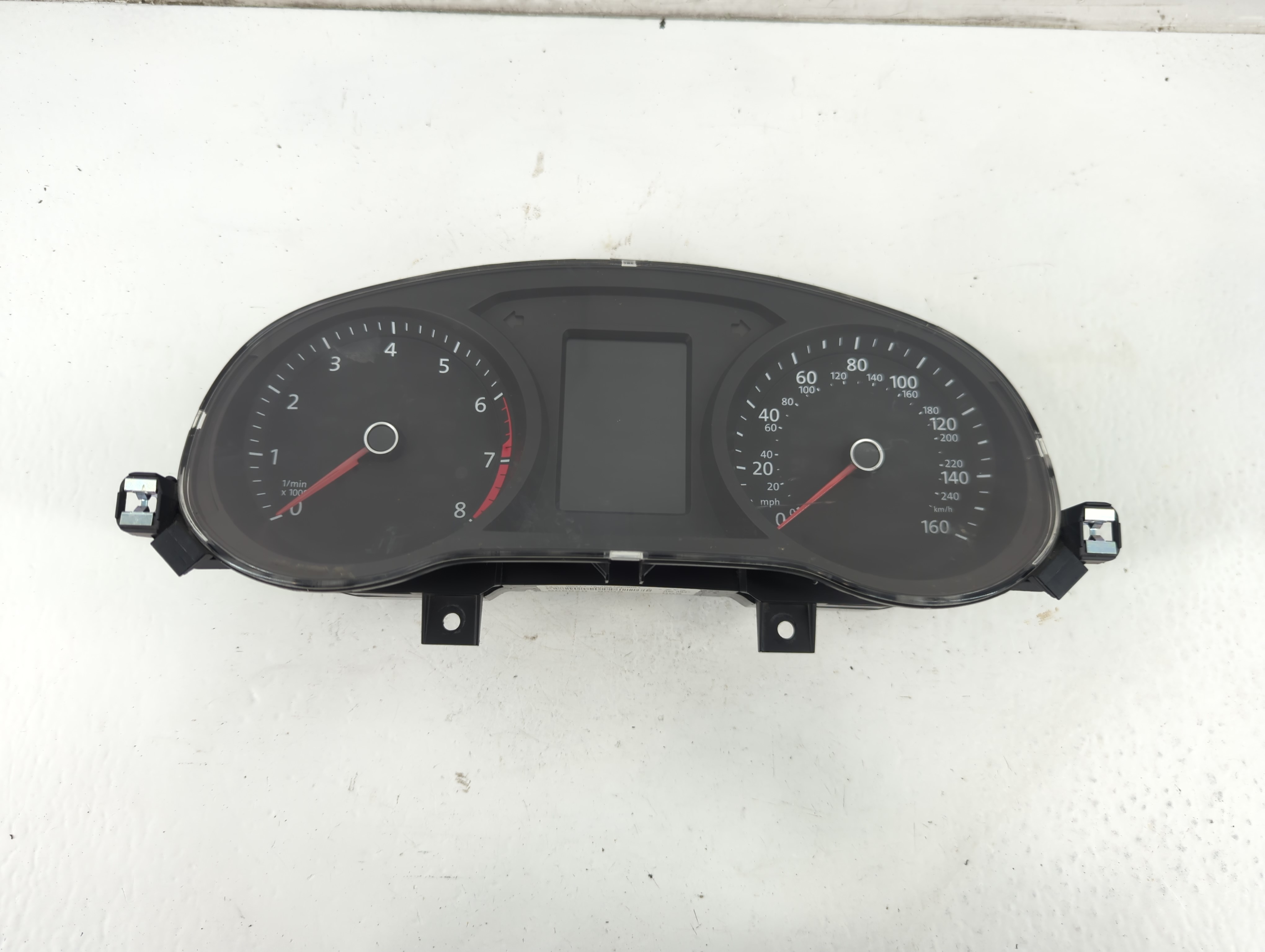 Picture of 2016-2018 Volkswagen Jetta Speedometer Instrument Cluster Gauges 1095015