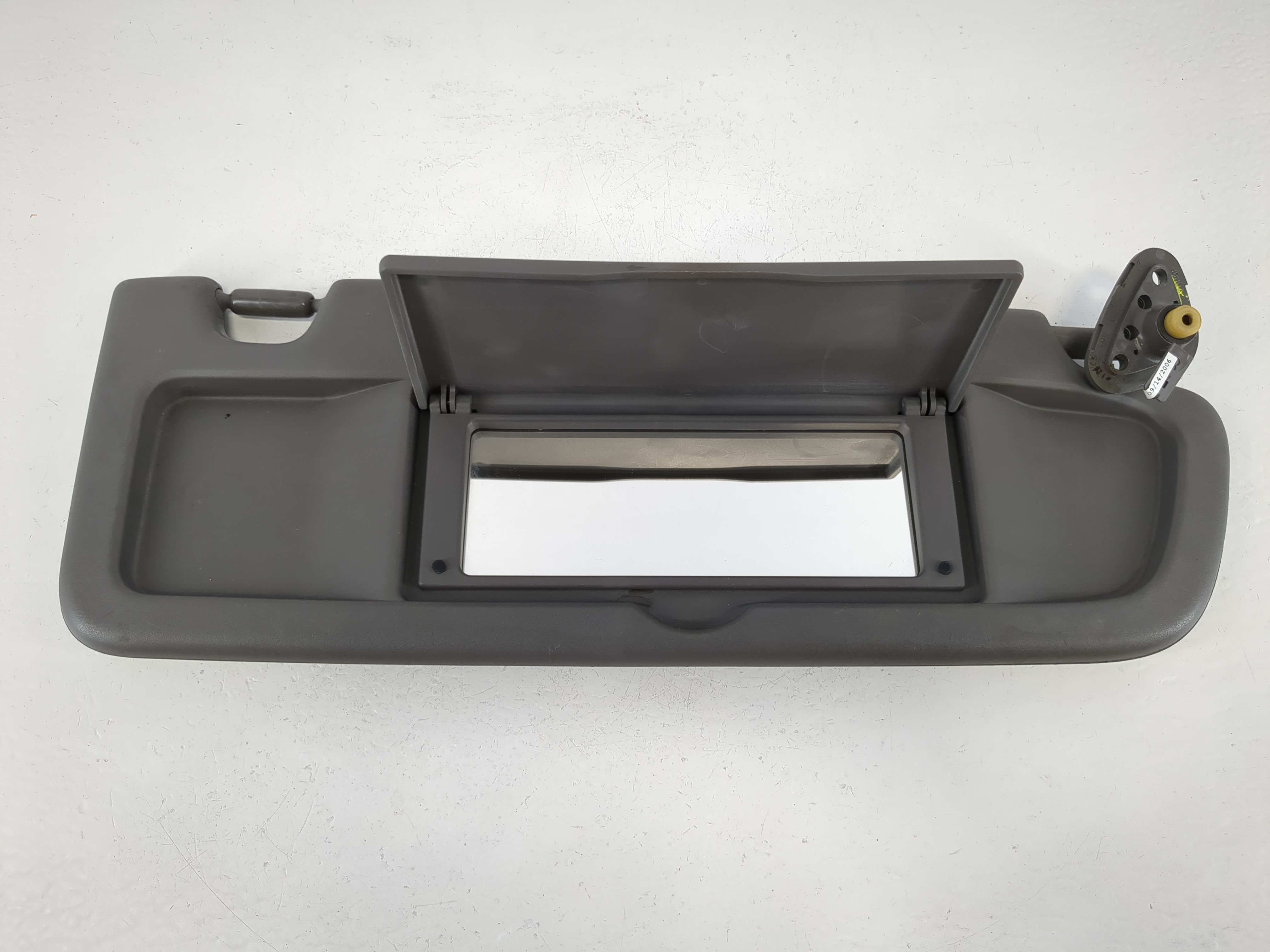 2006-2011 Honda Civic Passenger Sun Visor Mirror Right Sunvisor 1095032 - Oemusedautoparts1.com