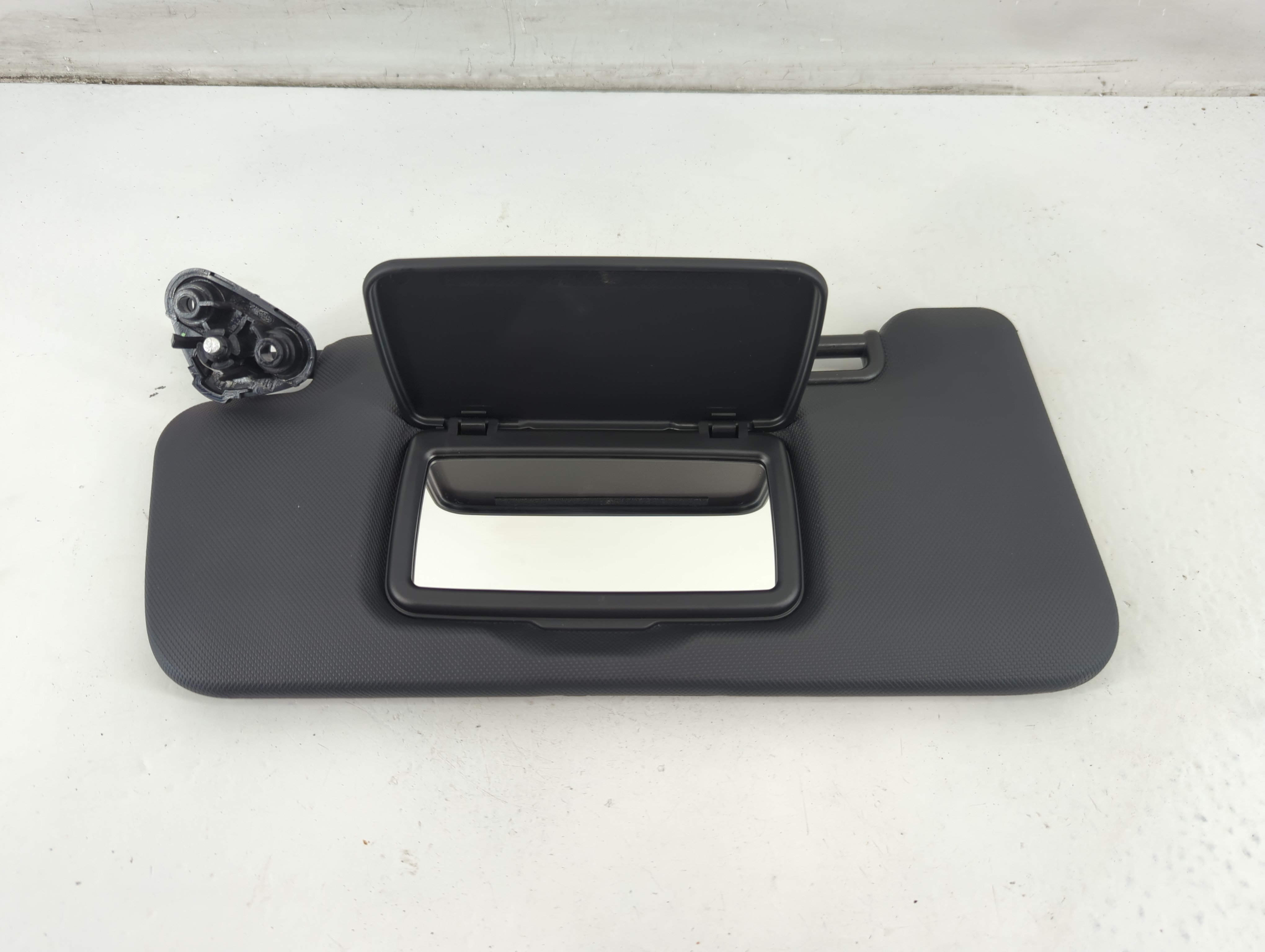 2022-2022 Subaru Wrx Driver Sun Visor Mirror Left Sunvisor Black 1095062 - Oemusedautoparts1.com
