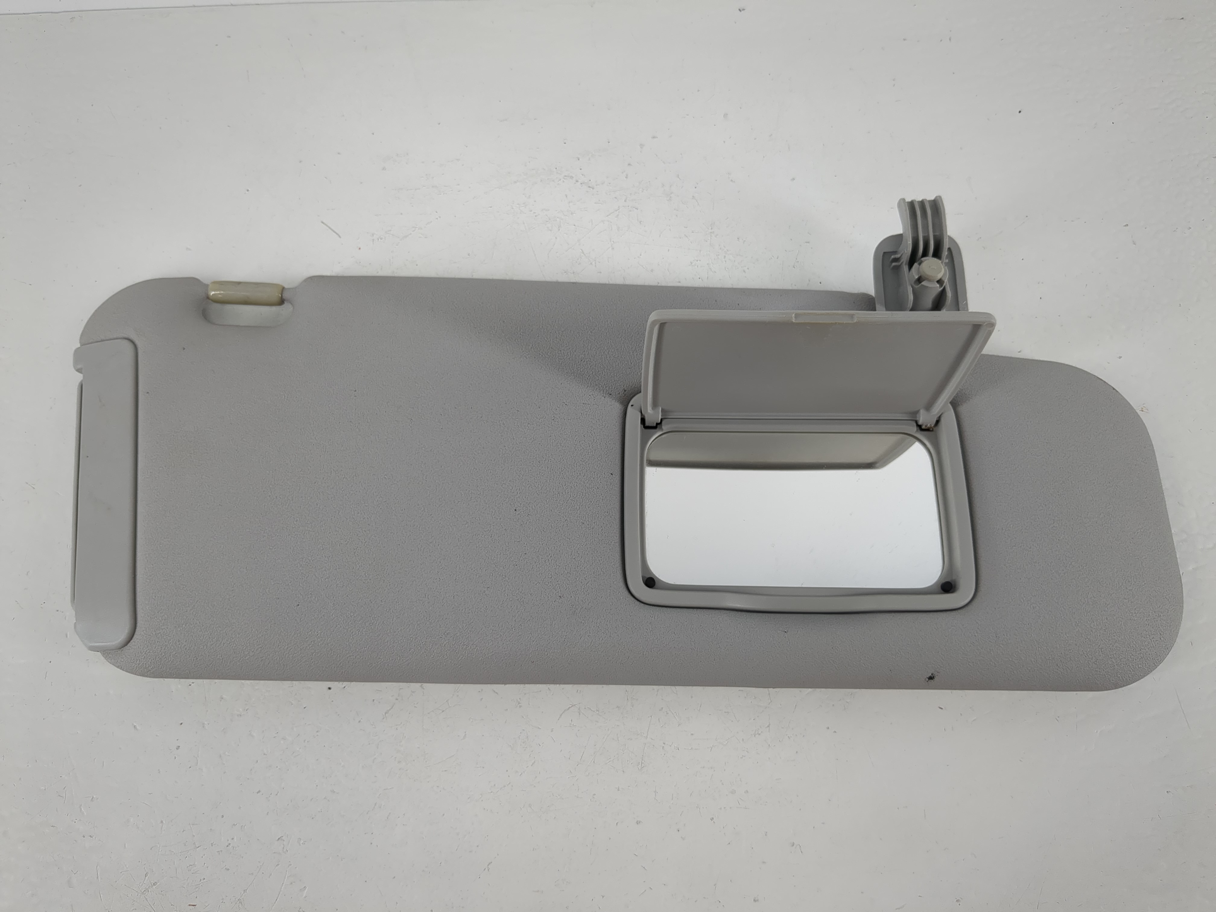 2007-2009 Mazda Cx-7 Passenger Sun Visor Mirror Right Sunvisor Pale Grey 1095104 - Oemusedautoparts1.com