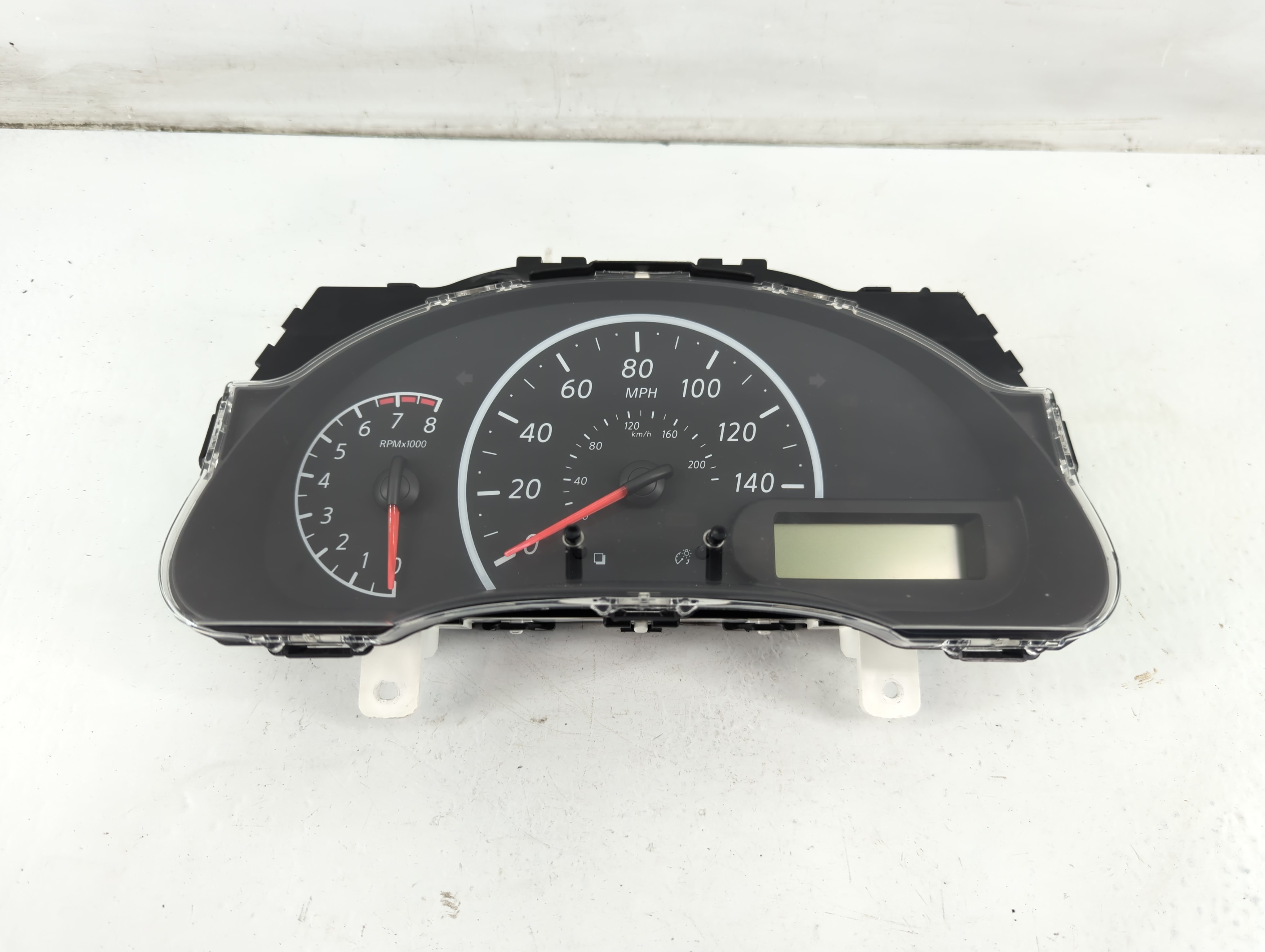 Picture of 2015-2018 Nissan Versa Speedometer Instrument Cluster Gauges 1095129