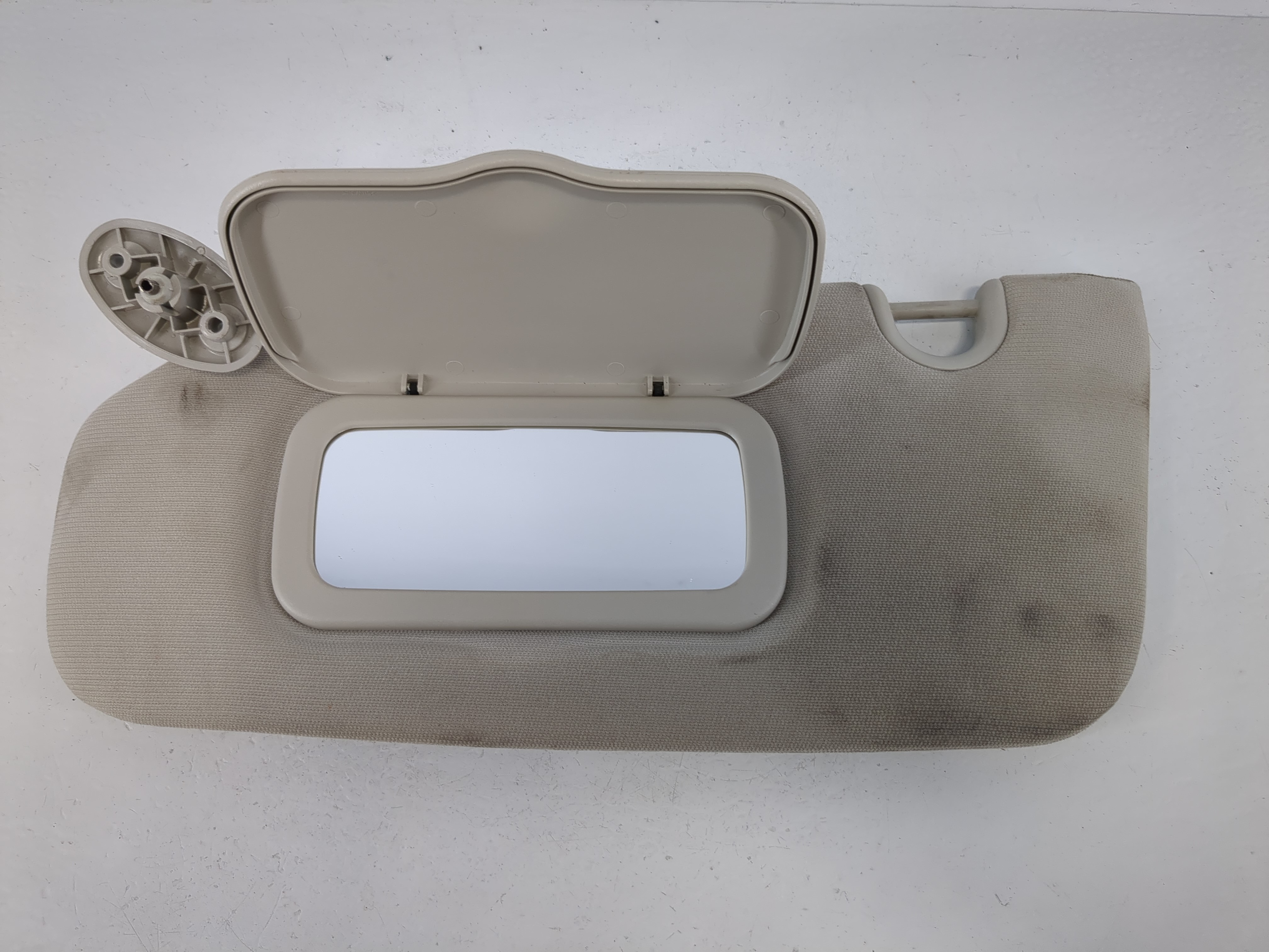 2010-2017 Jeep Patriot Driver Sun Visor Mirror Left Sunvisor Beige 1095139 - Oemusedautoparts1.com