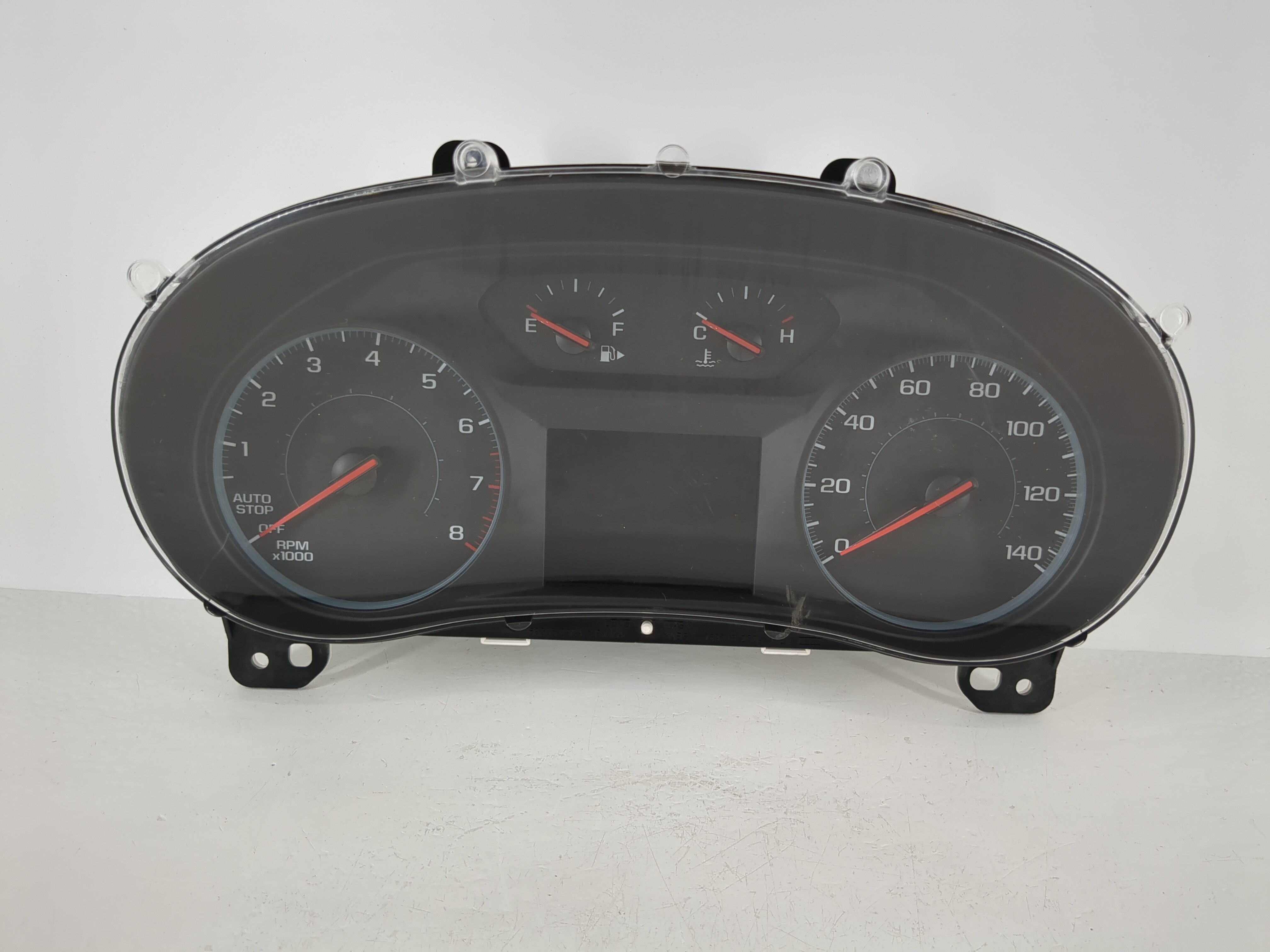 2017-2018 Chevrolet Malibu Speedometer Instrument Cluster Gauges 1095155 - Oemusedautoparts1.com