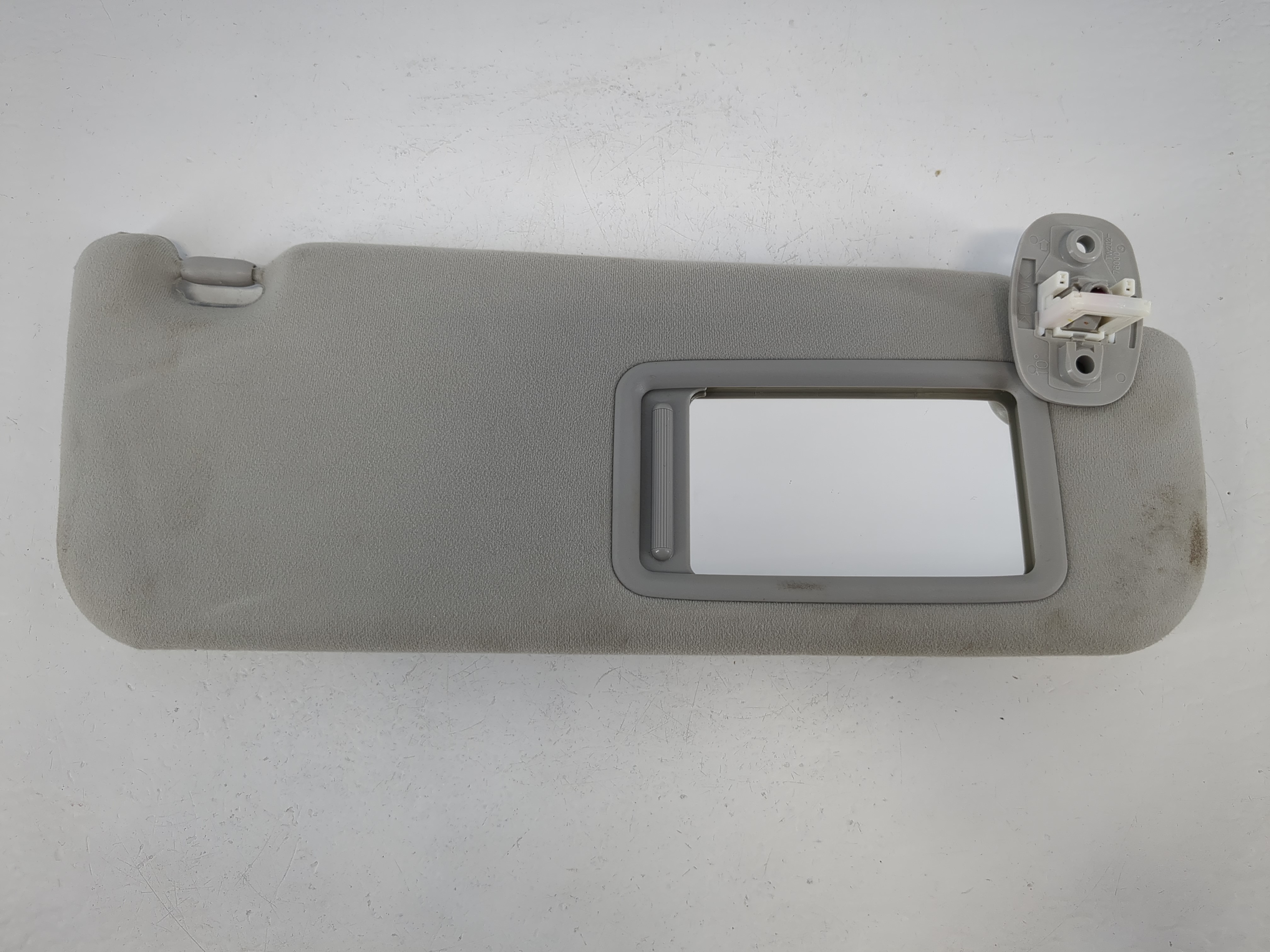 Toyota Prius Passenger Sun Visor Mirror Right Sunvisor Grey 1095161 - Oemusedautoparts1.com