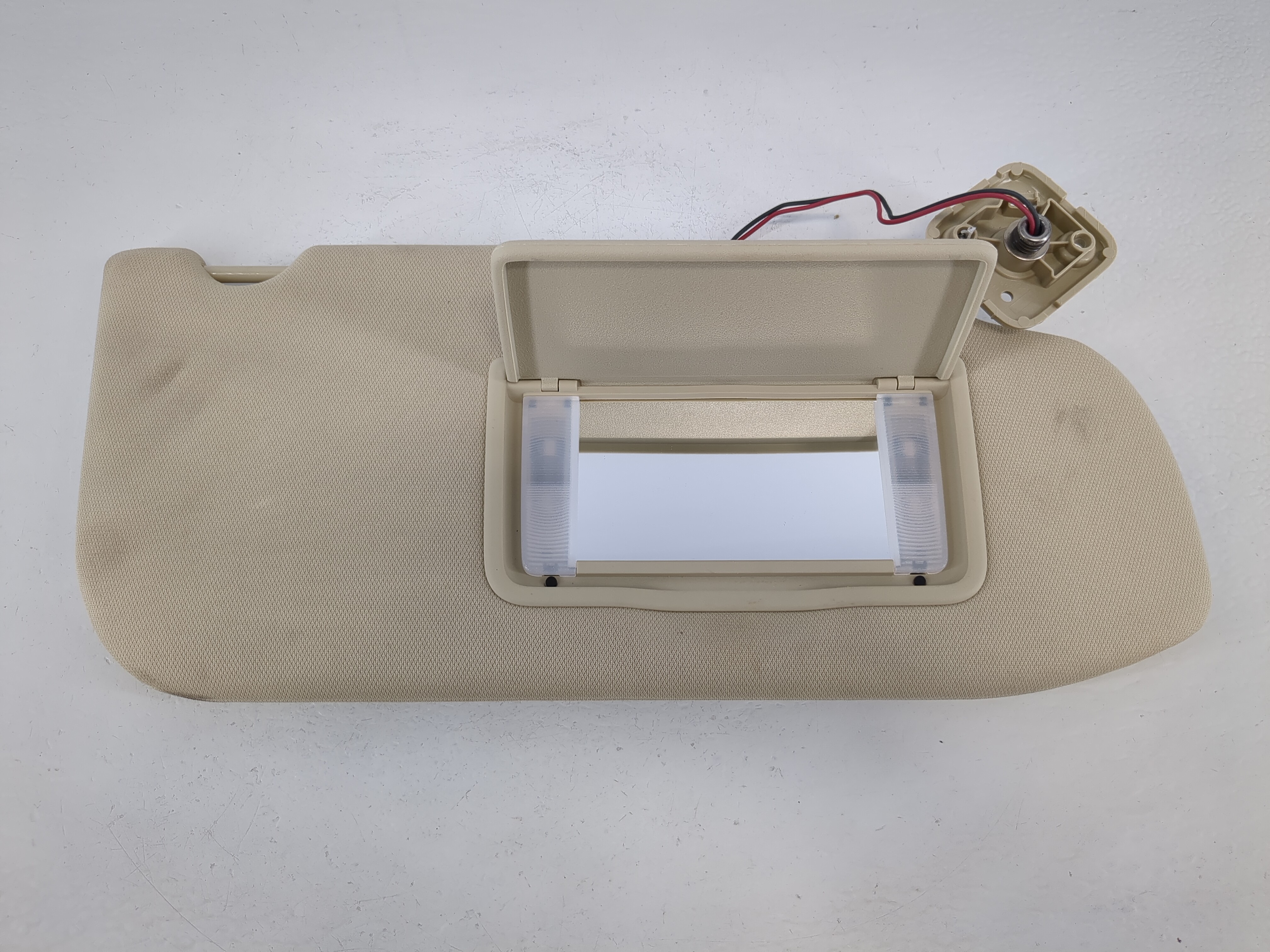 2013-2019 Ford Taurus Passenger Sun Visor Mirror Right Sunvisor Grey 1095172 - Oemusedautoparts1.com