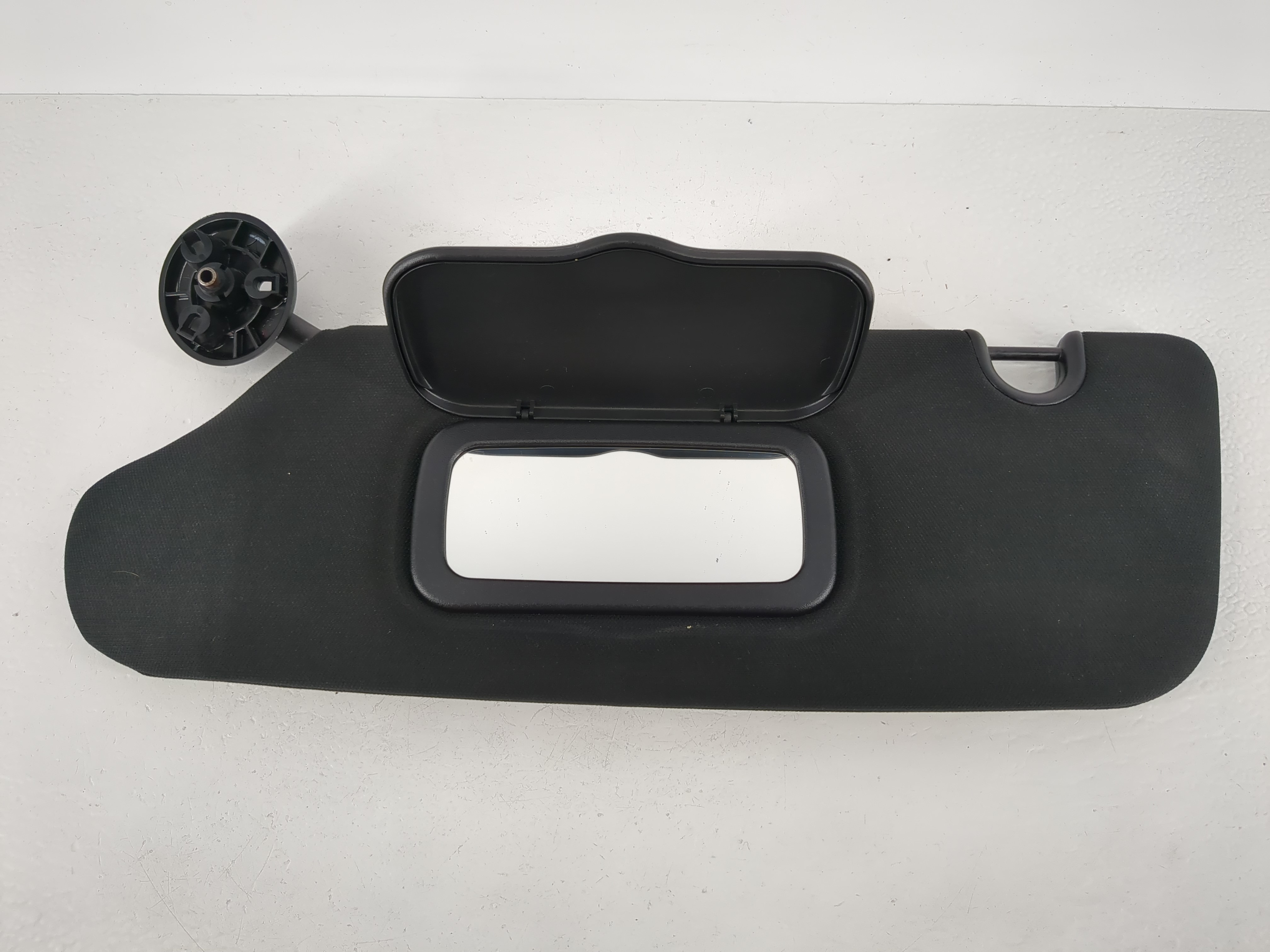 Dodge Caravan Driver Sun Visor Mirror Left Sunvisor Black 1095185 - Oemusedautoparts1.com