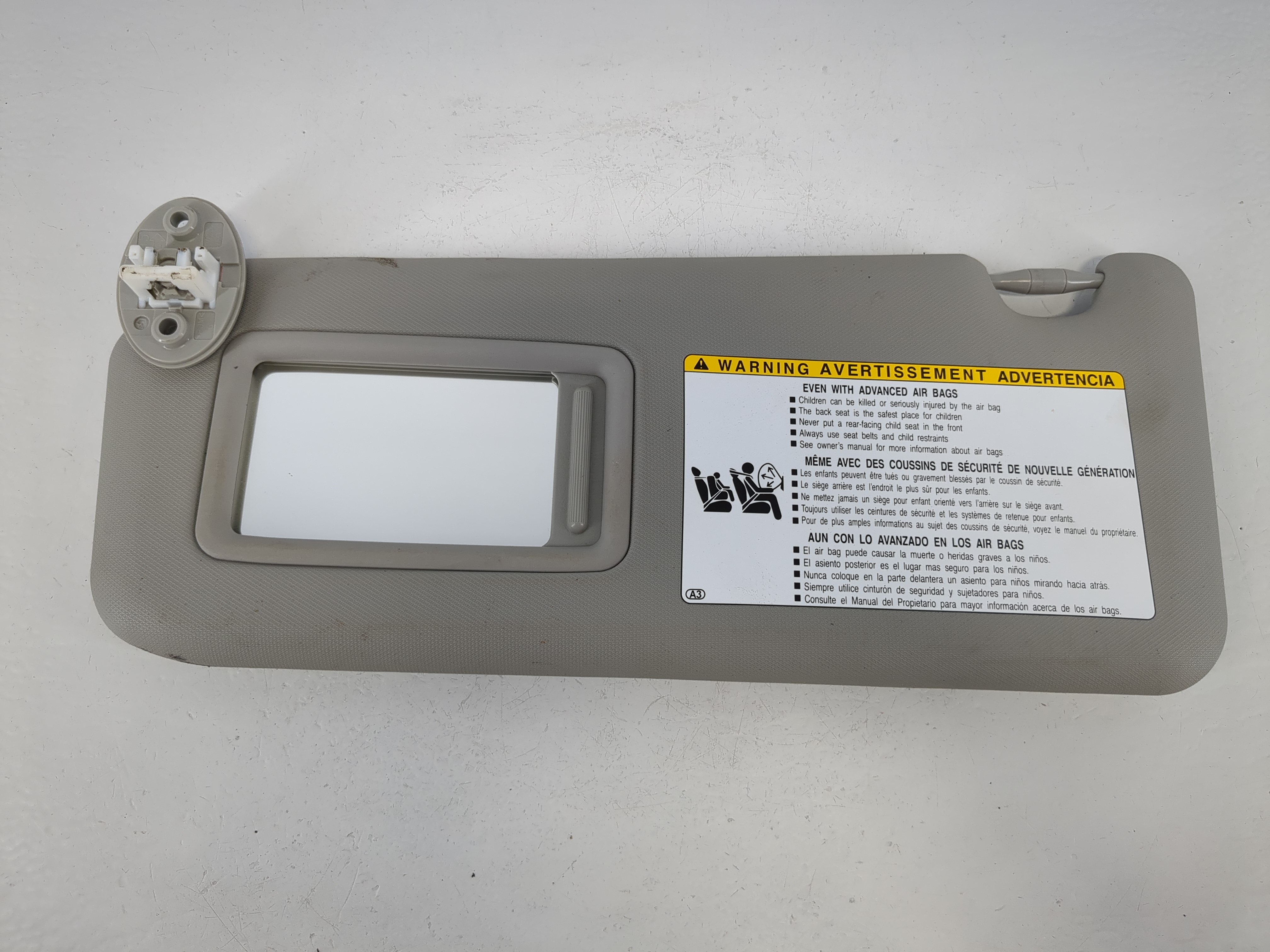 2013-2018 Toyota Rav4 Driver Sun Visor Mirror Left Sunvisor Grey 1095211 - Oemusedautoparts1.com