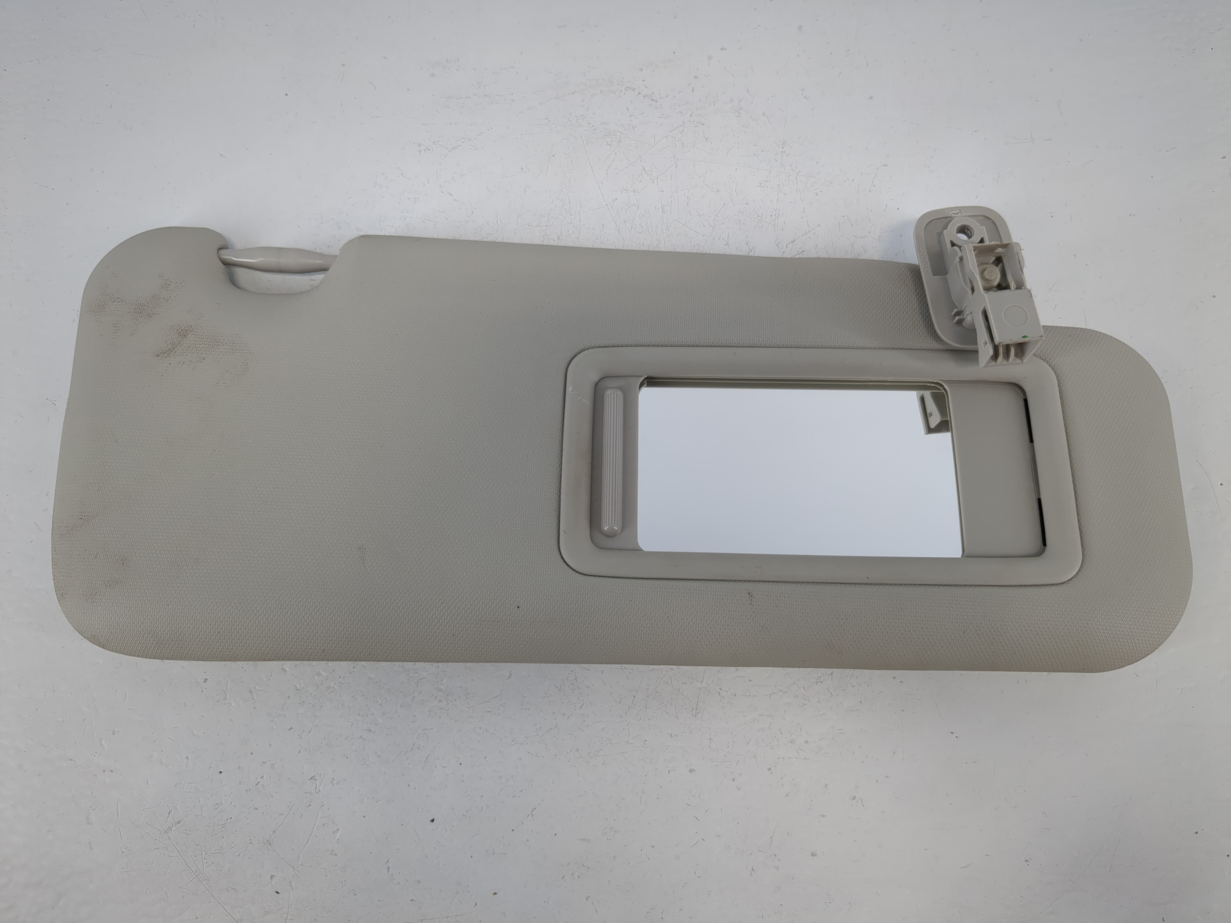 2014-2018 Mazda 3 Passenger Sun Visor Mirror Right Sunvisor Grey 1095213 - Oemusedautoparts1.com