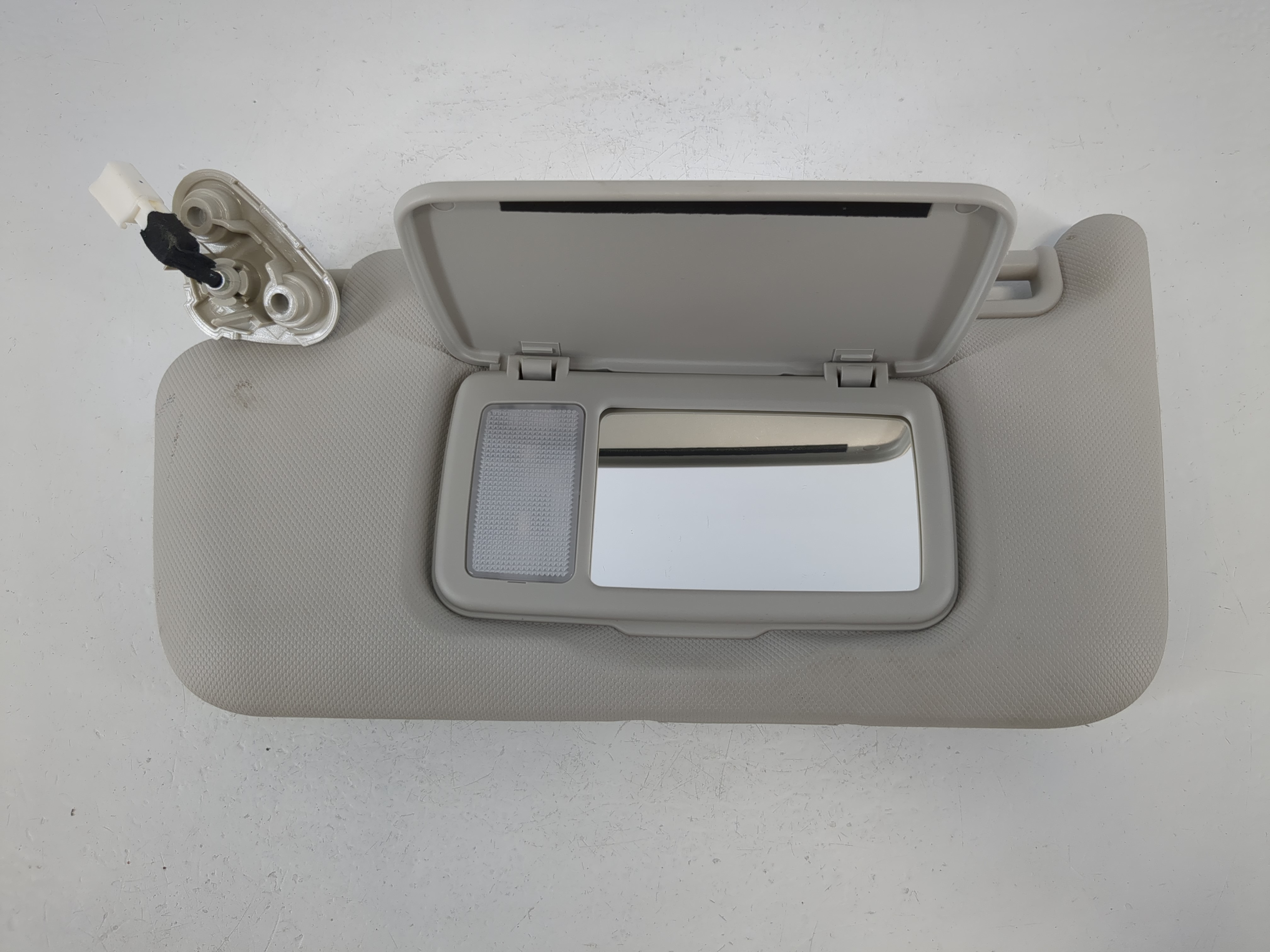 Subaru Xv Passenger Sun Visor Mirror Right Sunvisor Grey 1095223 - Oemusedautoparts1.com