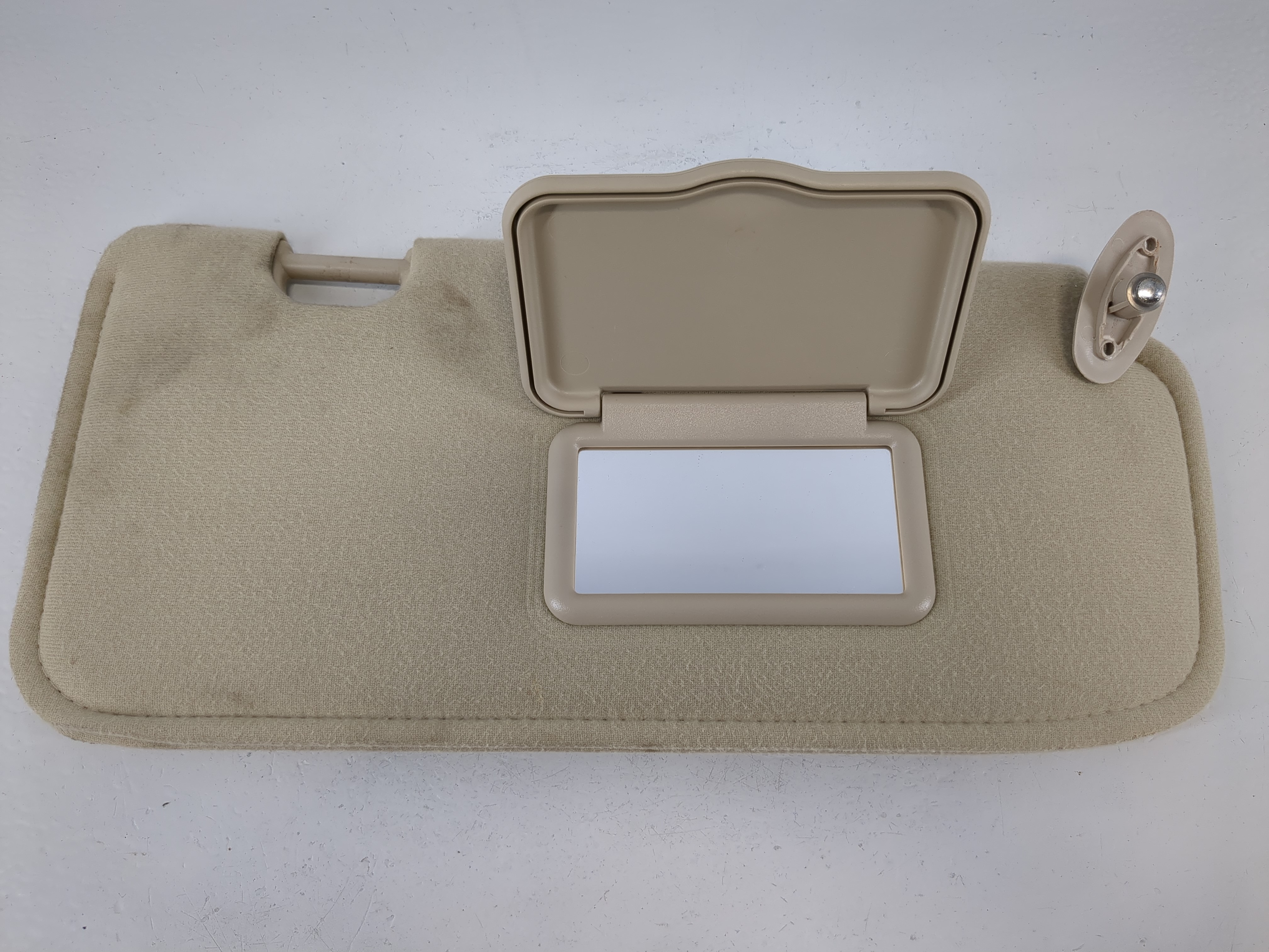 2005-2007 Ford Escape Driver Sun Visor Mirror Left Sunvisor Light Tan 1095230 - Oemusedautoparts1.com