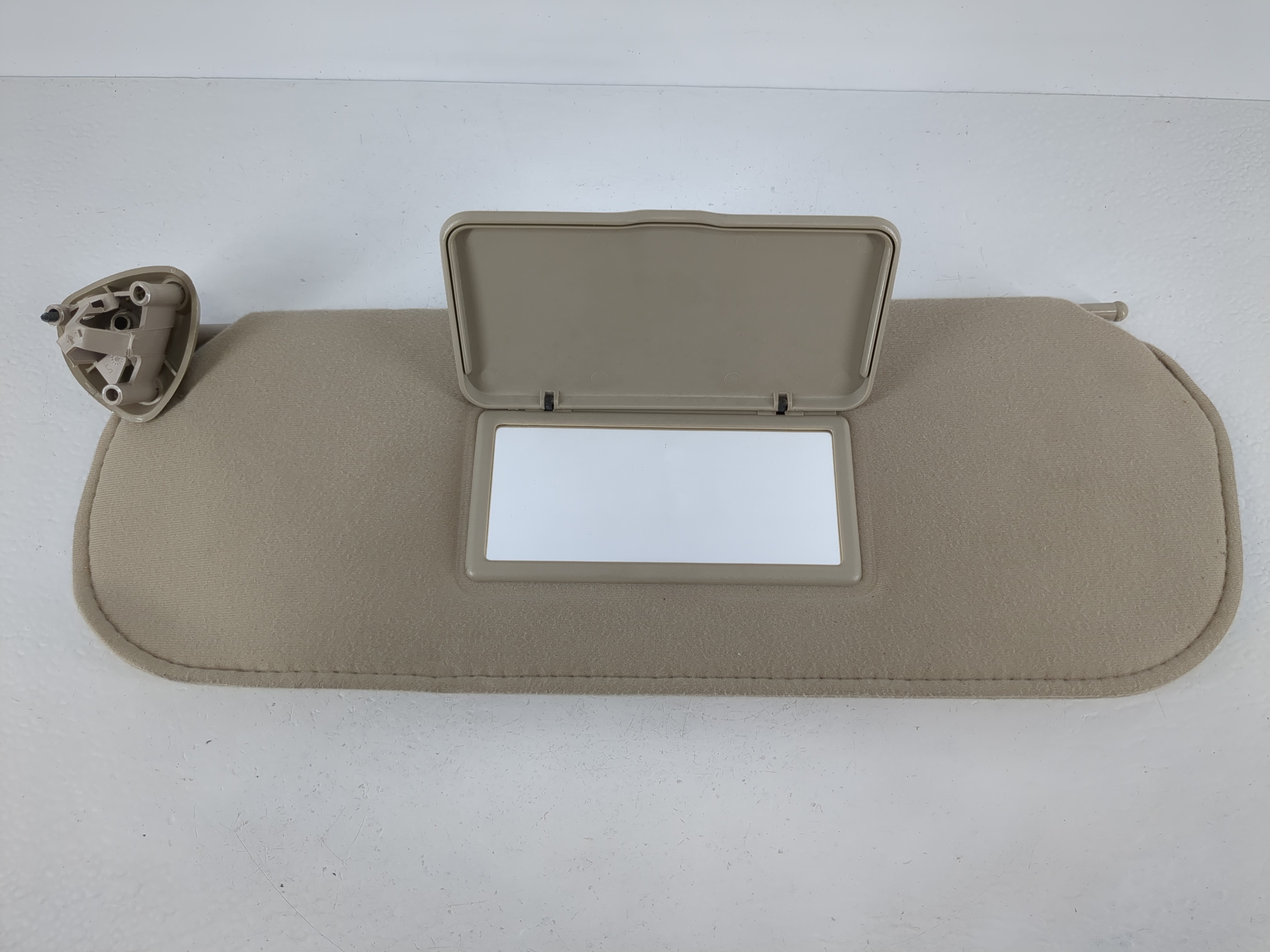 Picture of 2003-2021 Chevrolet Express 3500 Driver Sun Visor Mirror Left Sunvisor 1095231