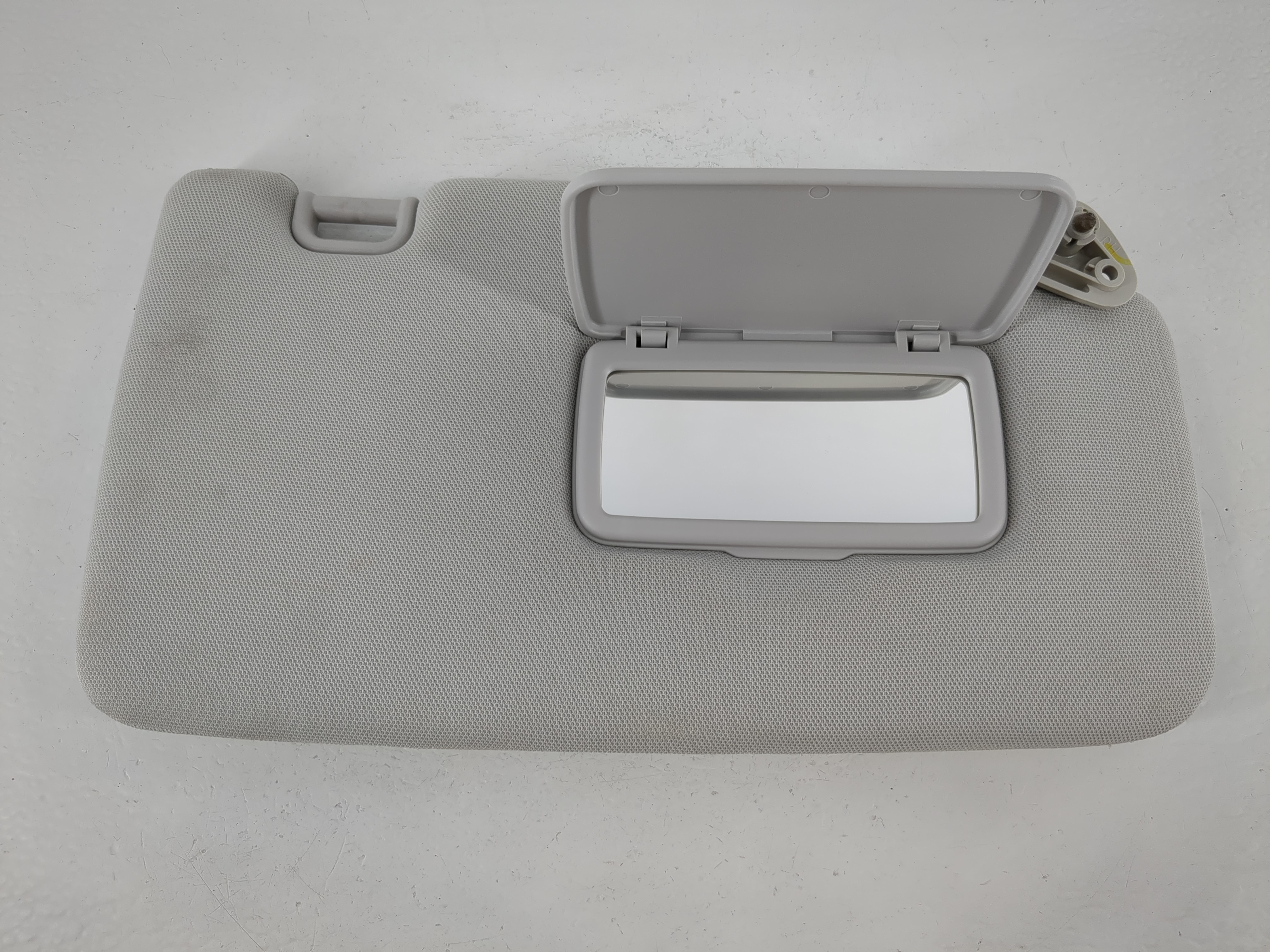 Picture of 2014-2016 Subaru Forester Passenger Sun Visor Mirror Right Sunvisor Grey 1095265