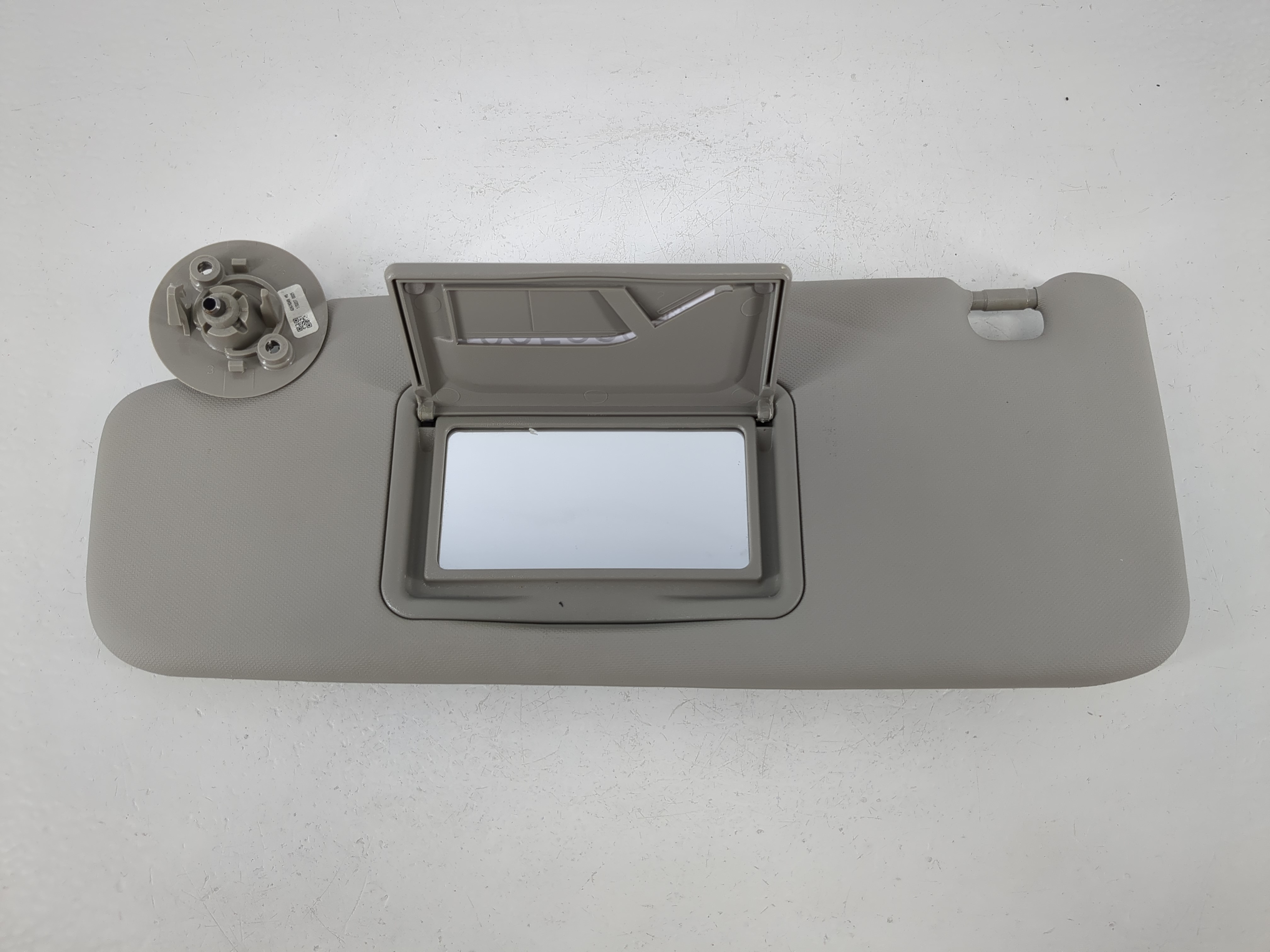 2012-2019 Chevrolet Sonic Passenger Sun Visor Mirror Right Sunvisor Gray 1095299 - Oemusedautoparts1.com