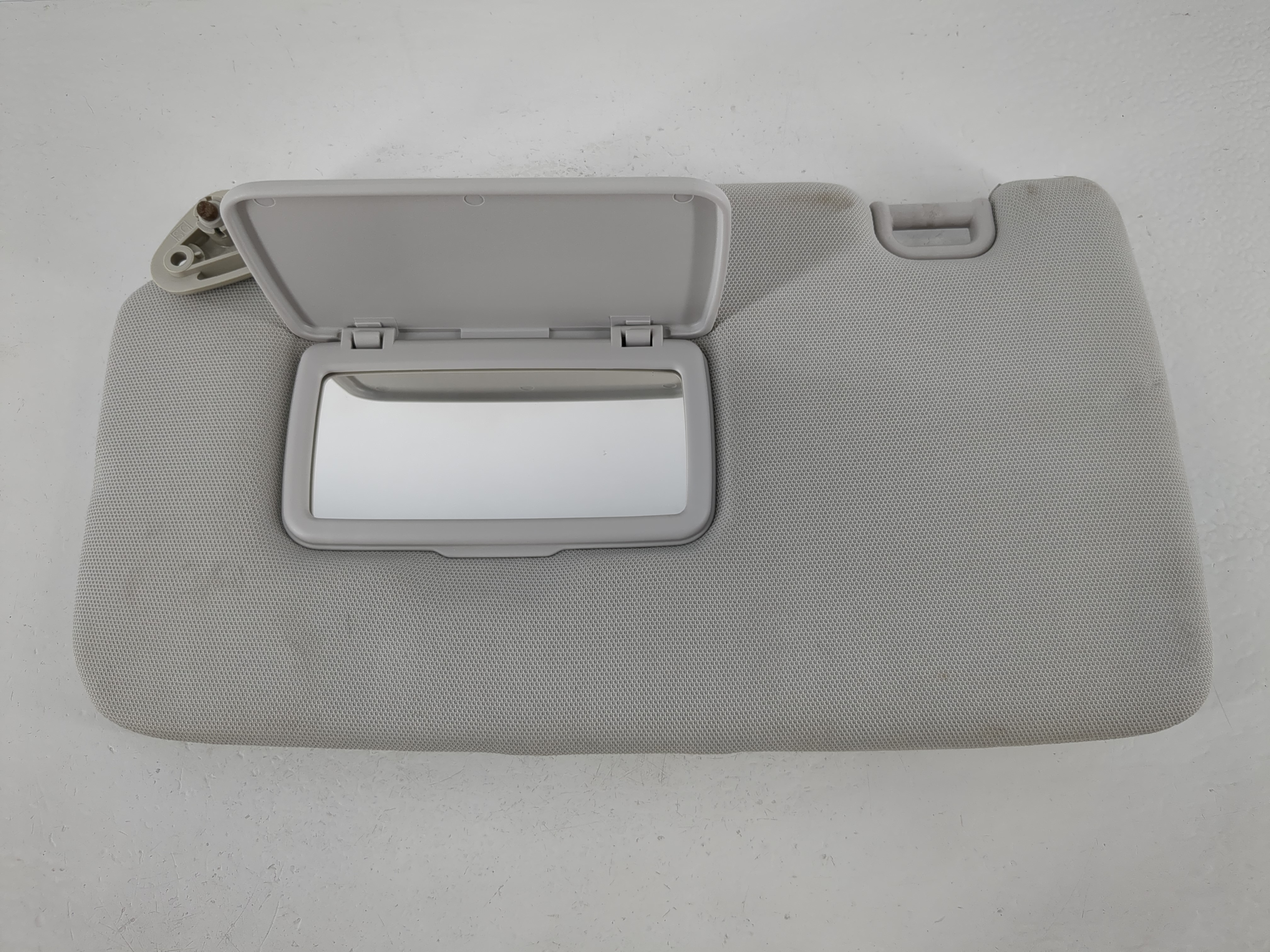 Picture of 2016 Subaru Forester Driver Sun Visor Mirror Left Sunvisor Light Gray 1095322