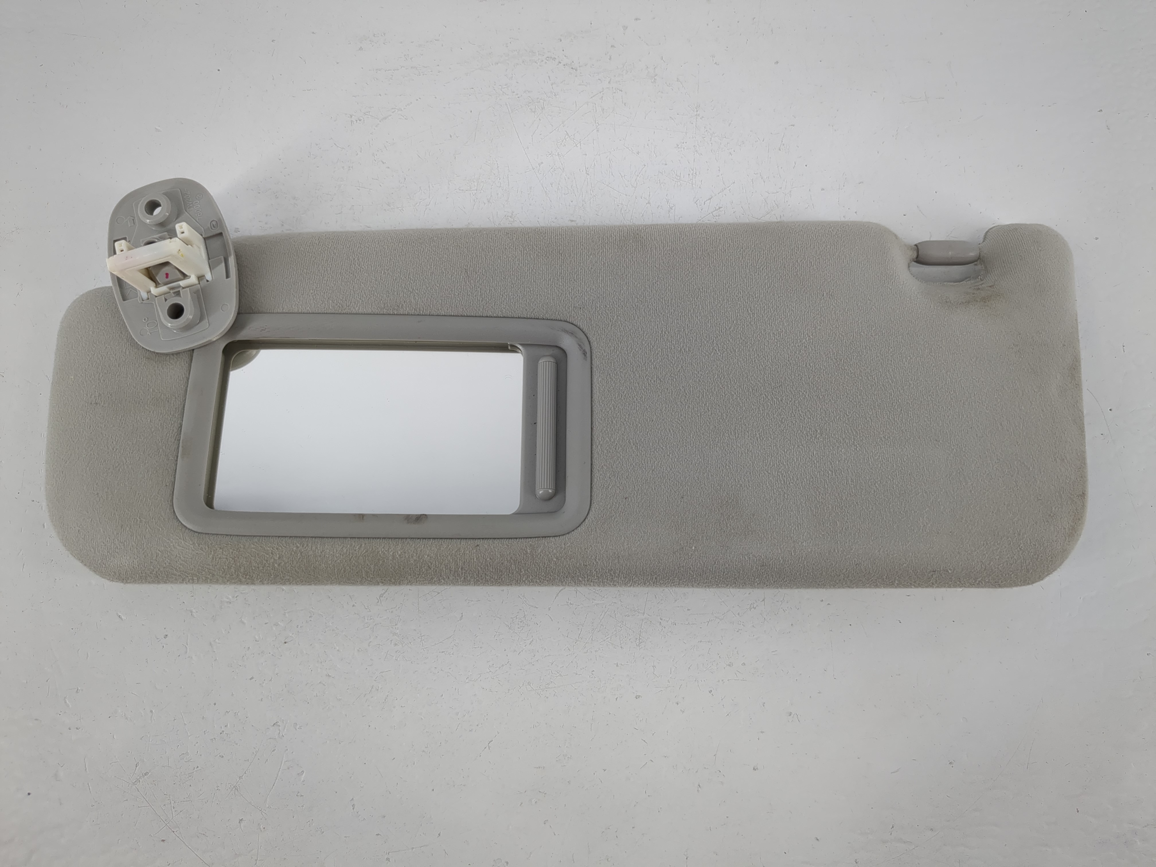 Toyota Prius Driver Sun Visor Mirror Left Sunvisor Light Gray 1095334 - Oemusedautoparts1.com
