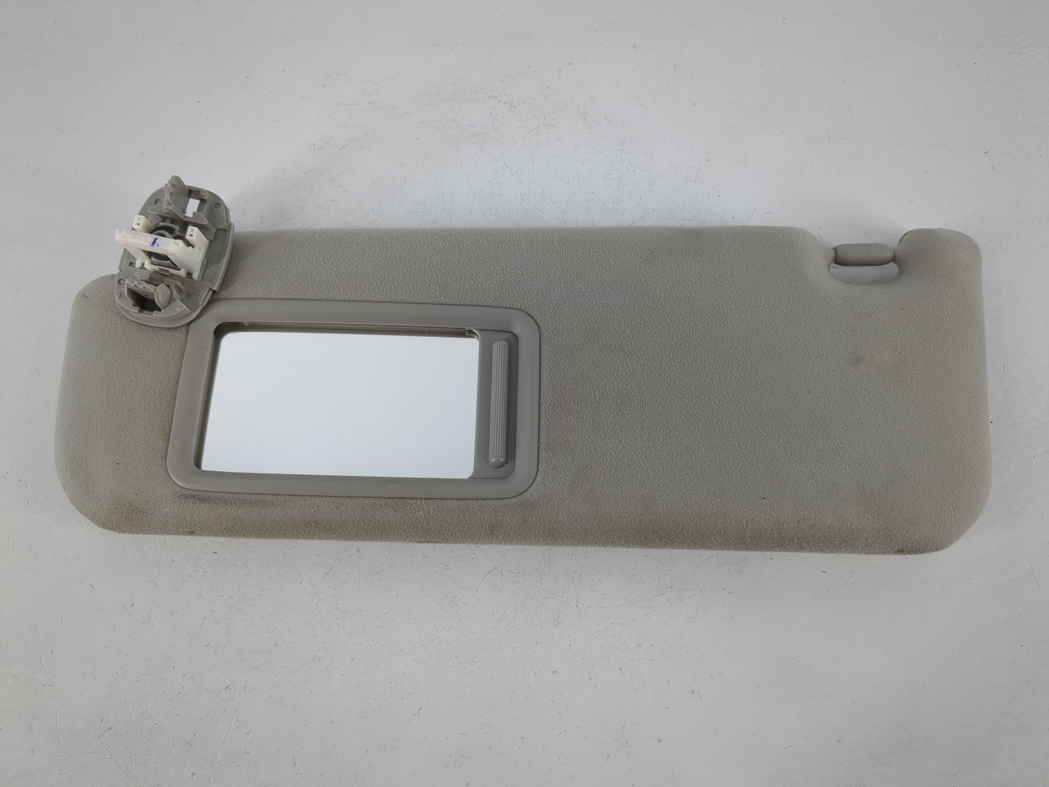 Toyota Prius Driver Sun Visor Mirror Left Sunvisor Light Gray 1095358 - Oemusedautoparts1.com