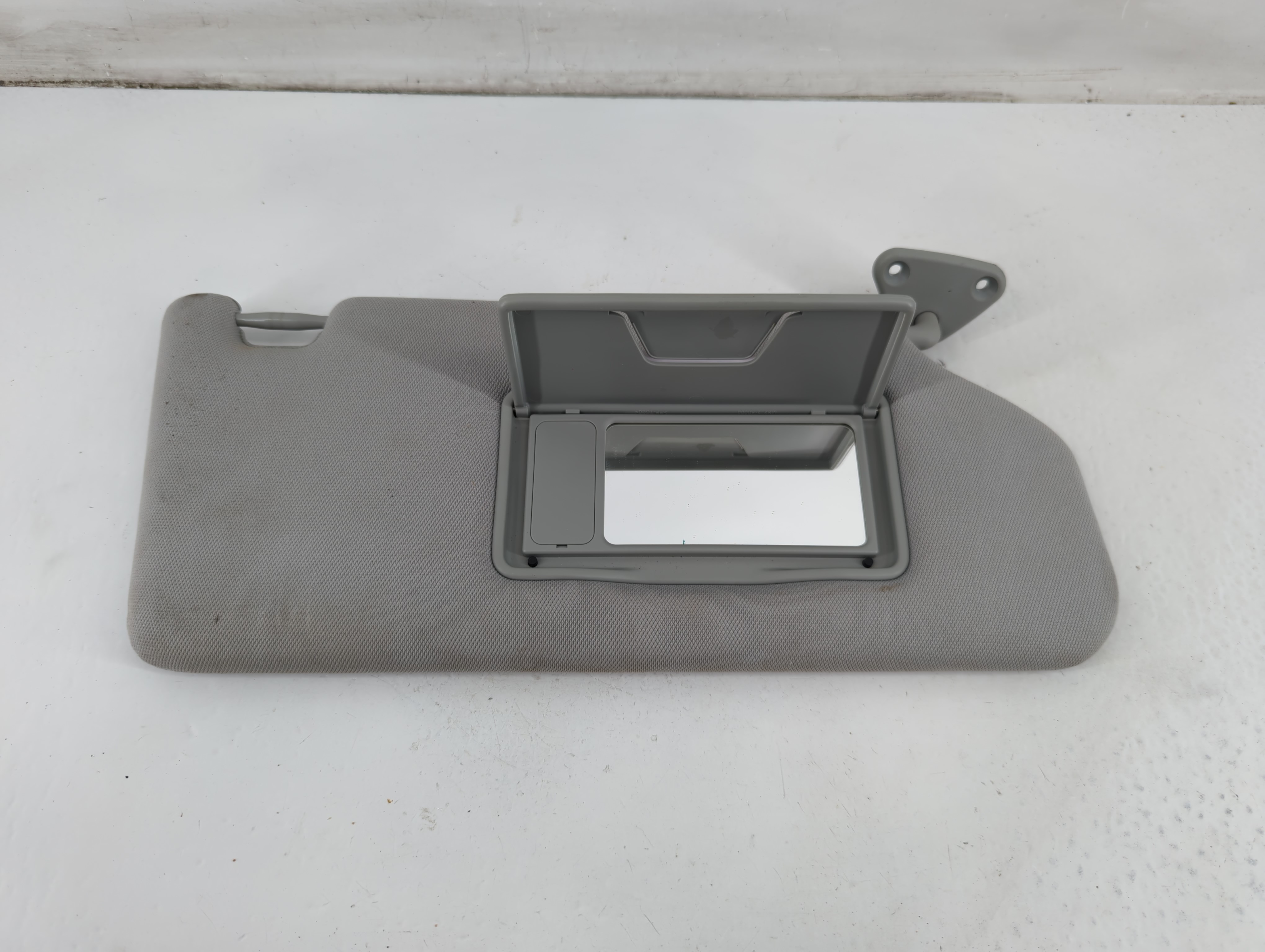 2011-2014 Ford Edge Passenger Sun Visor Mirror Right Sunvisor Grey 1095397 - Oemusedautoparts1.com