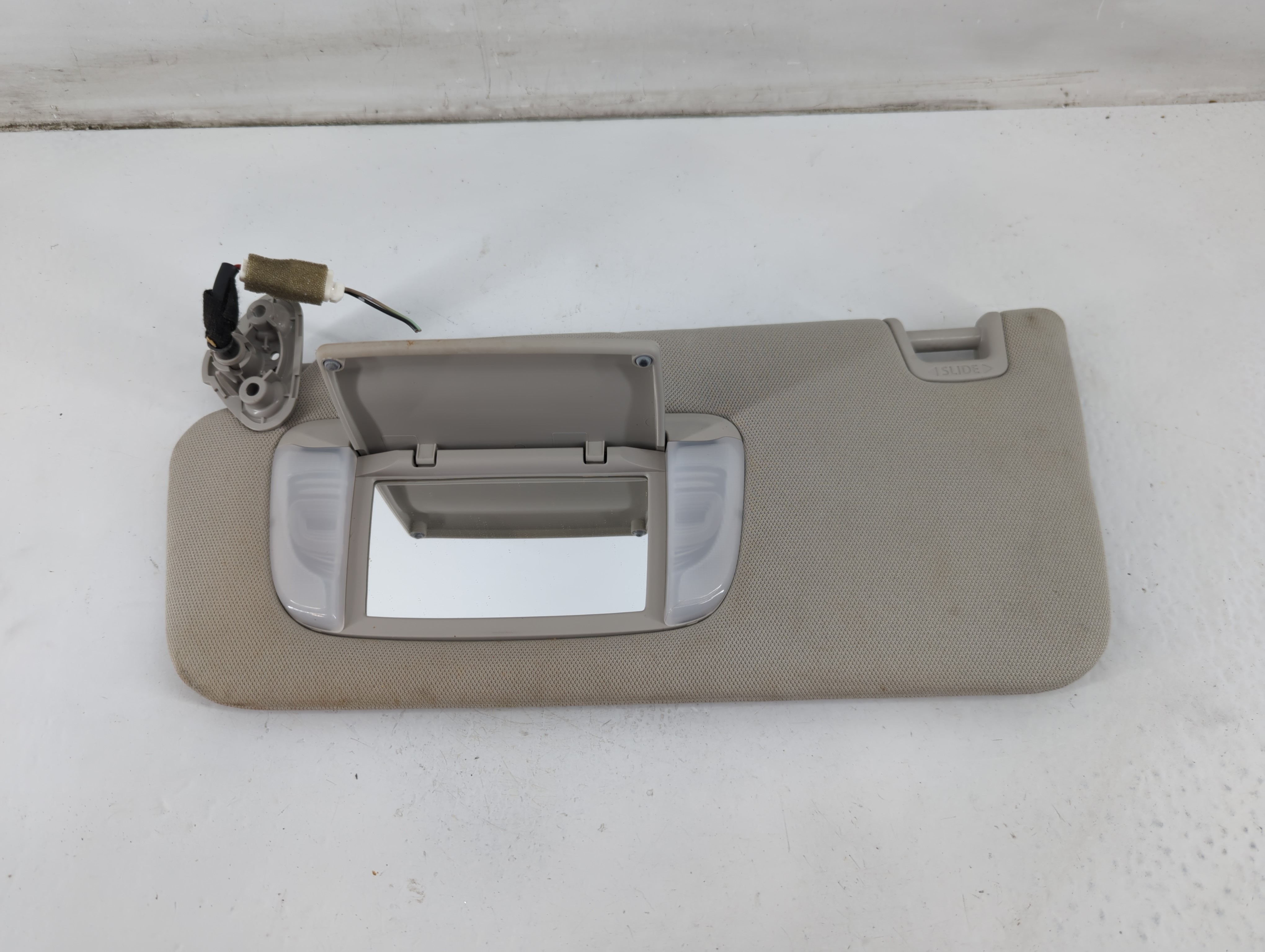 2015-2022 Subaru Legacy Driver Sun Visor Mirror Left Sunvisor Grey 1095448 - Oemusedautoparts1.com
