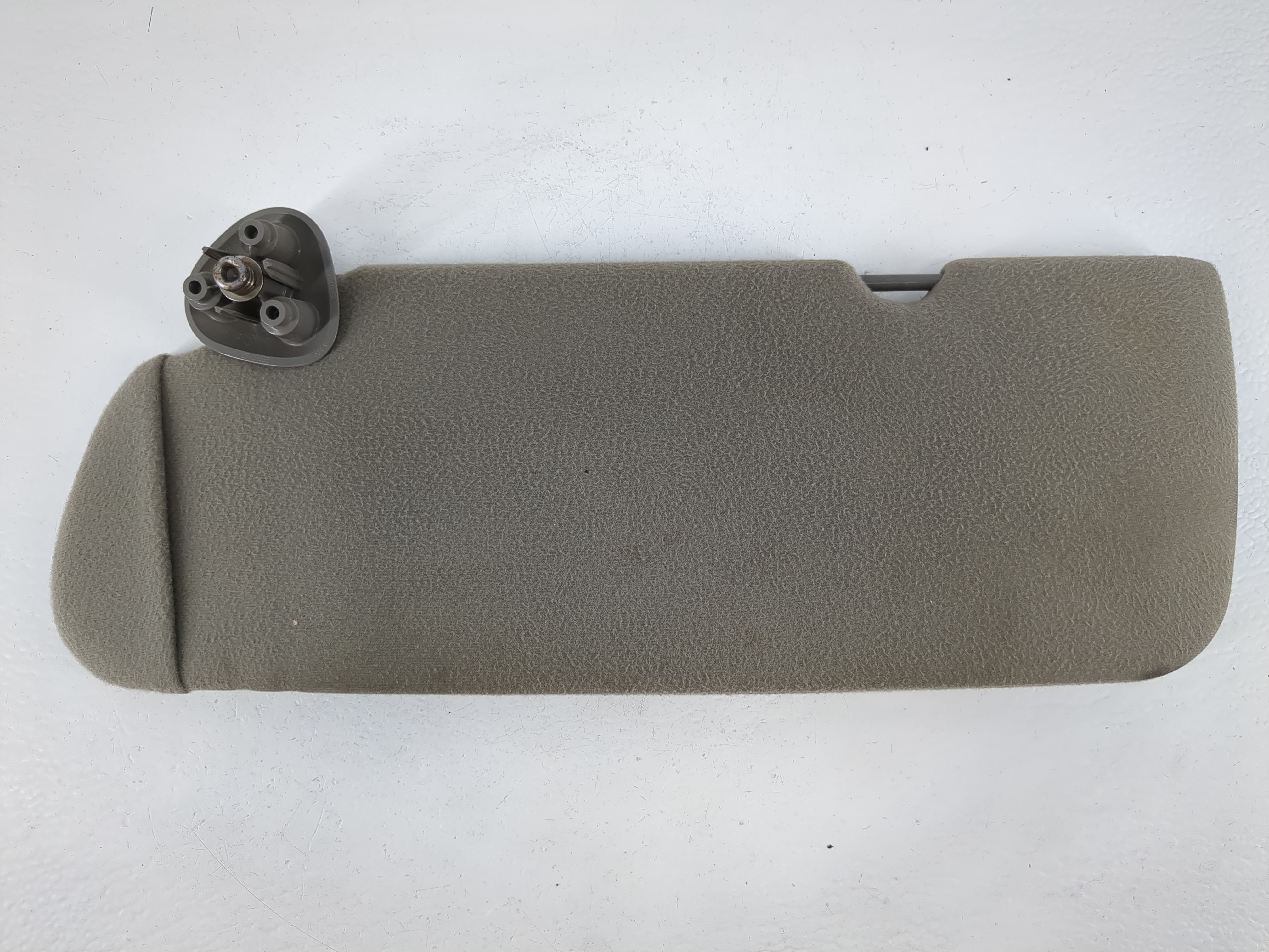 2000-2002 Chevrolet Silverado 1500 Driver Sun Visor Mirror Left Sunvisor 1095458 - Oemusedautoparts1.com