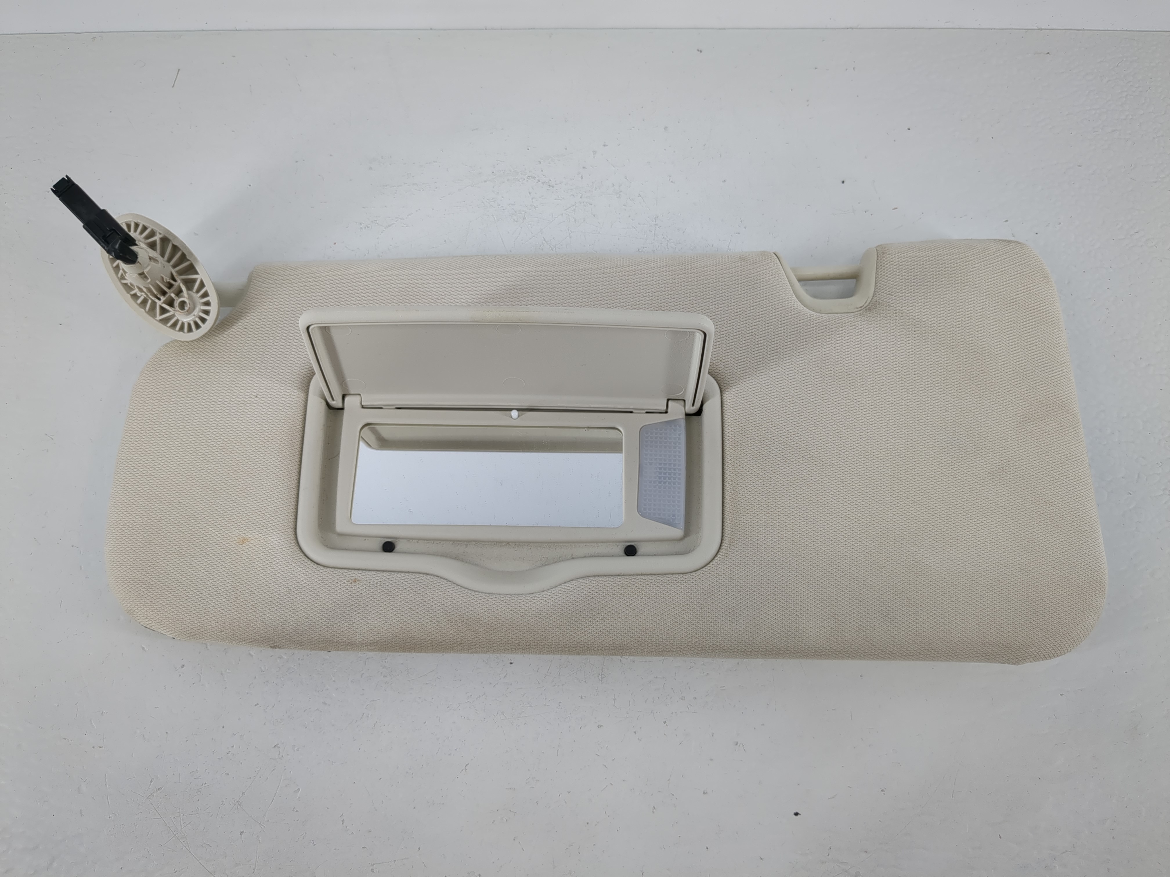 2010-2012 Ford Escape Driver Sun Visor Mirror Left Sunvisor Light Grey 1095459 - Oemusedautoparts1.com
